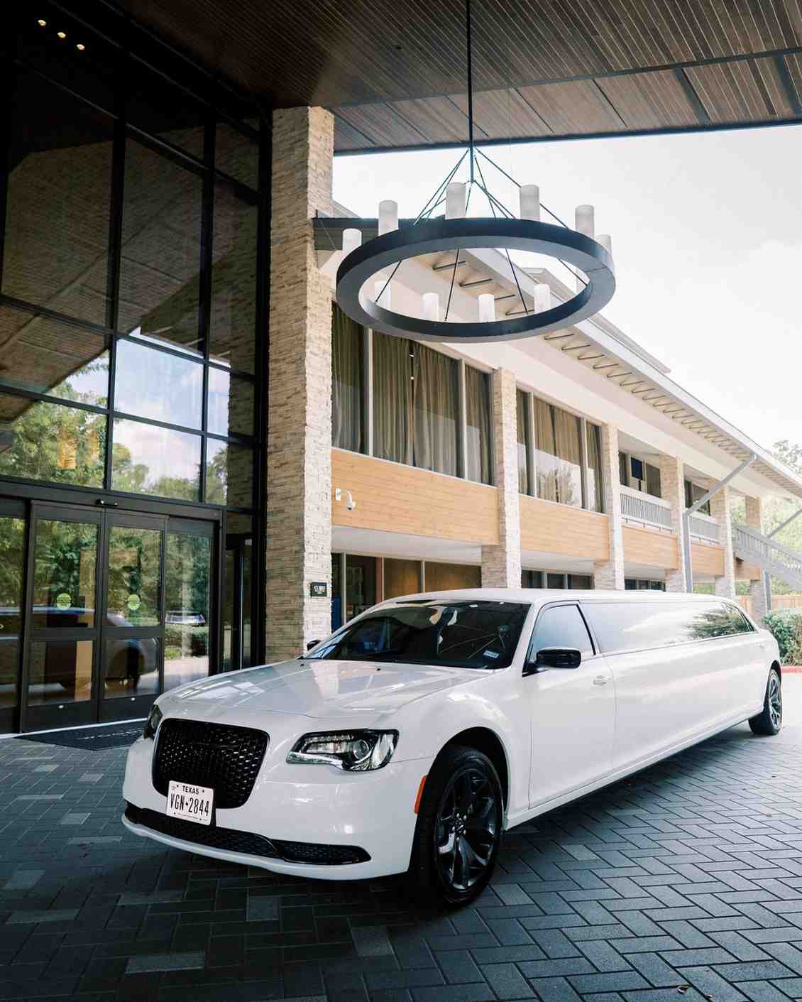 Luxury Limo Rental