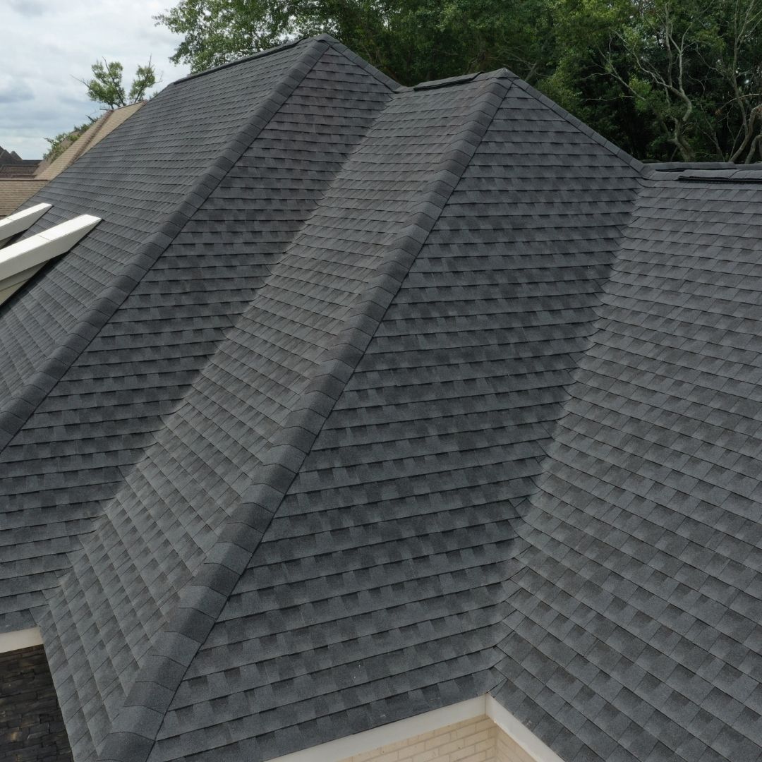 Who offers new roof installation in Austin TX?