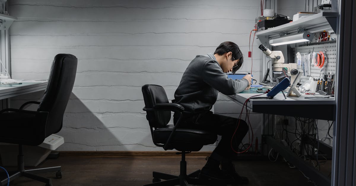 Repairing a Broken Car Key