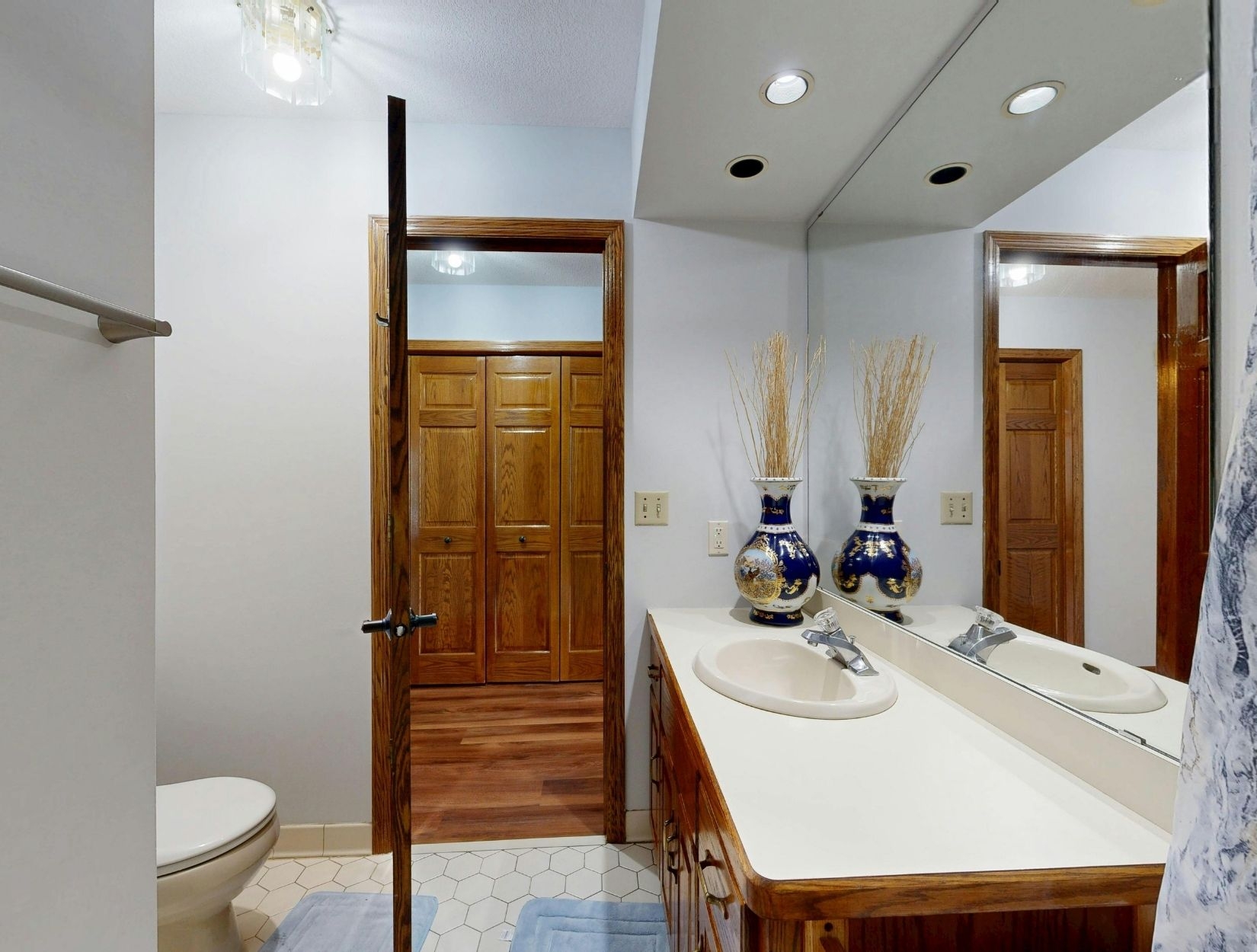 Looking for complete home cleaning solutions in Chicago? Mums Cleaning Services Chicago Looking for complete home cleaning solutions in Chicago?