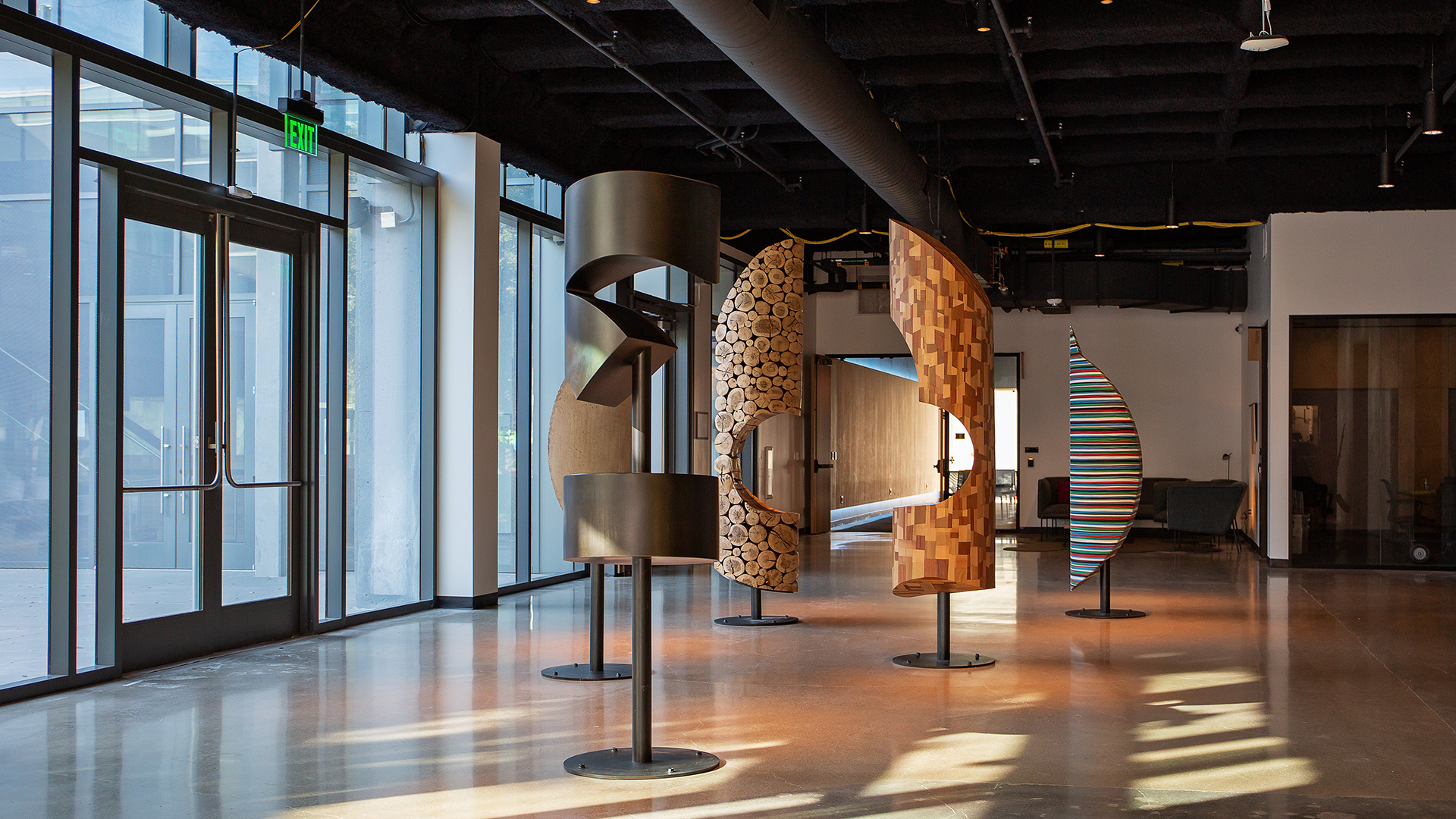 Eco-Friendly Materials for Sustainable Park Displays