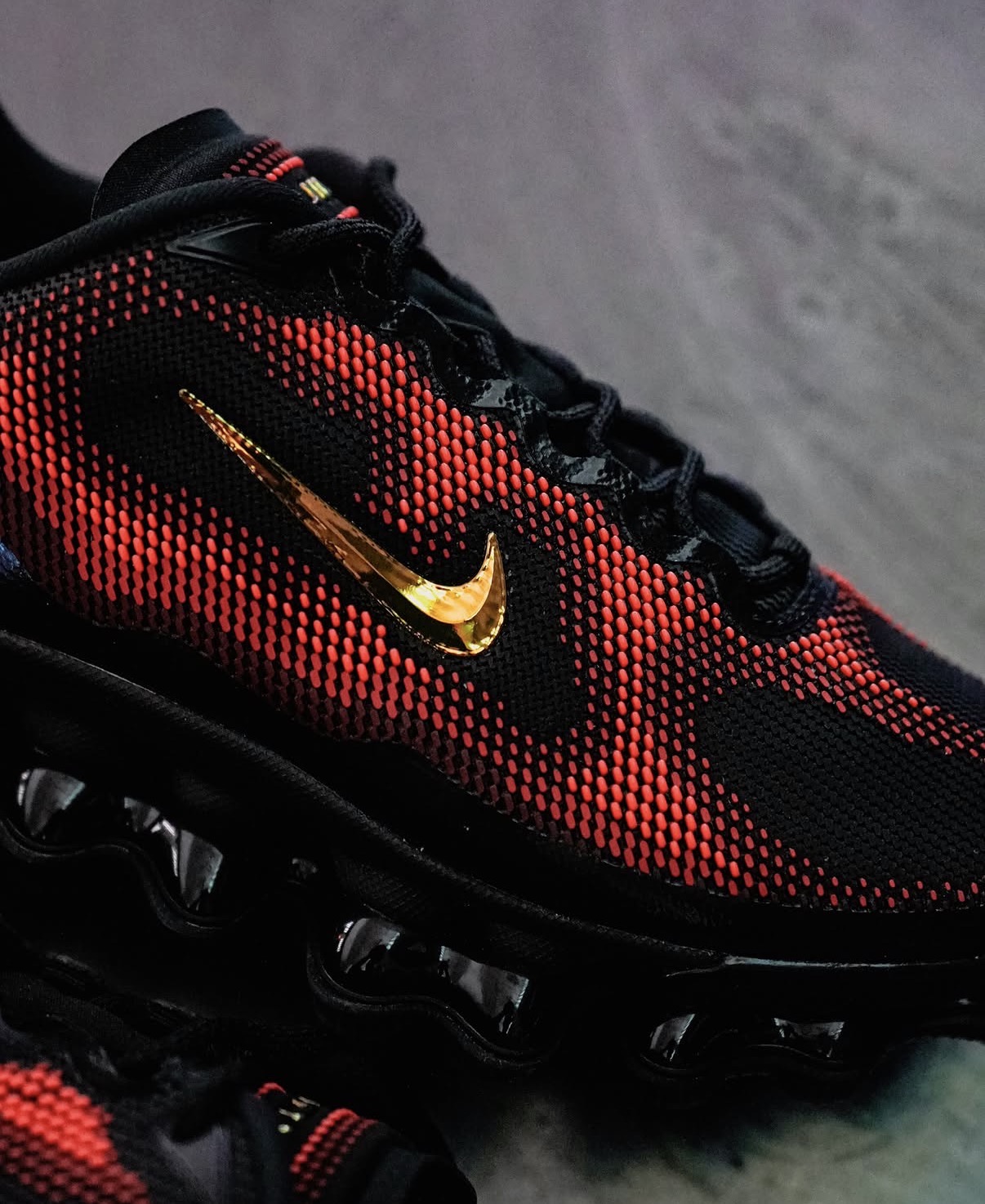 Nike confirma lançamento do Air Liquid Max na cor Bright Crimson