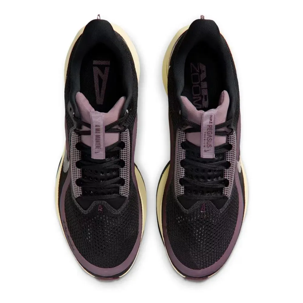 A Ma Maniére x Nike Pegasus Premium SP Black Burgundy Crush foto 2