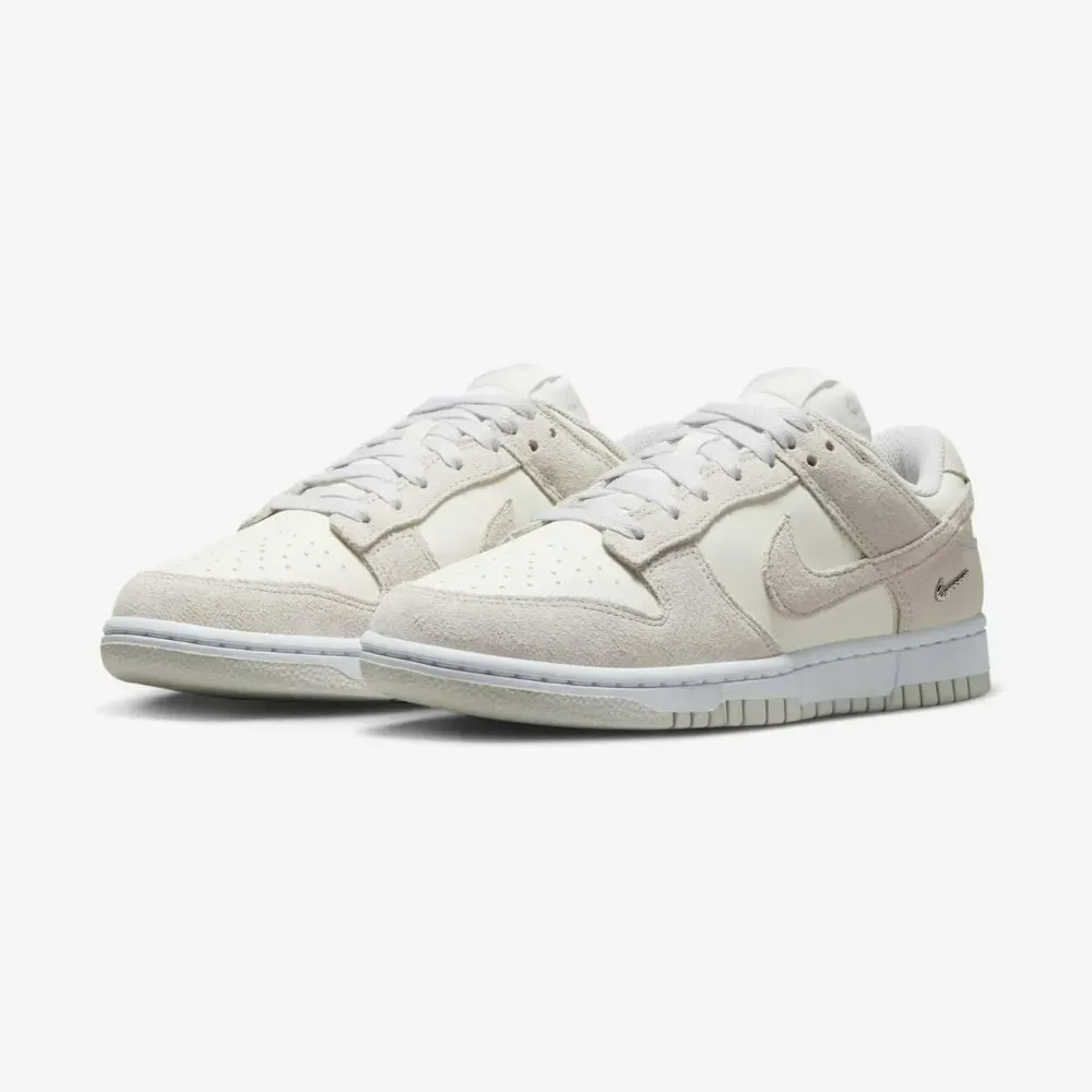 Nike Dunk Low SE Cream Feminino - Droper