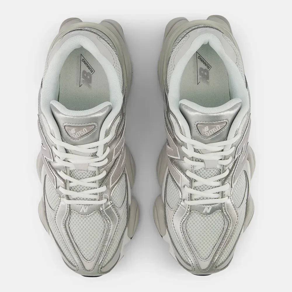 New Balance 9060 Raincloud Truffle Salt foto 2