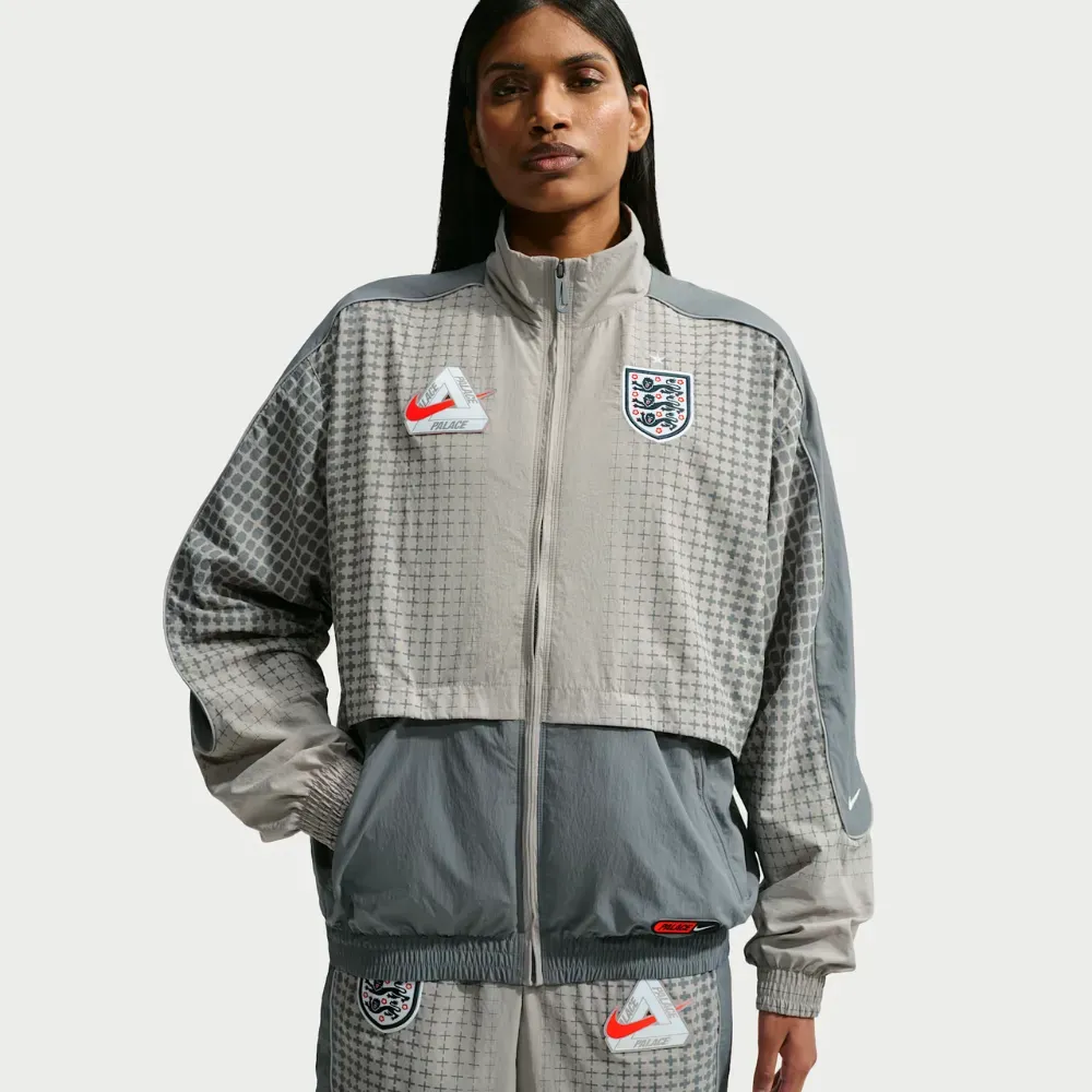 England x Palace x Nike - Droper