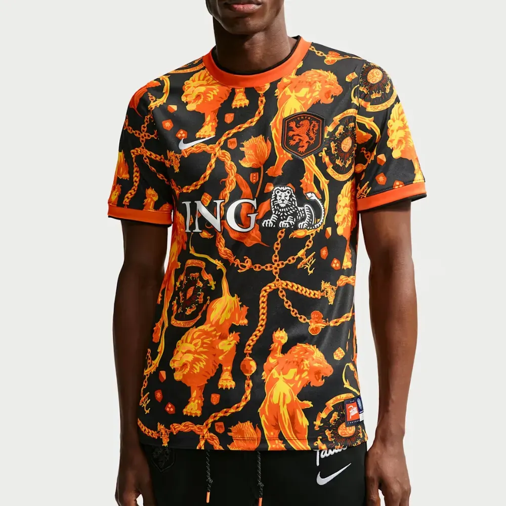 M Nike Patta World Cup Academy オランダ　パタ Netherlands x Patta x Nike Camiseta Academy Pro Orange - Droper