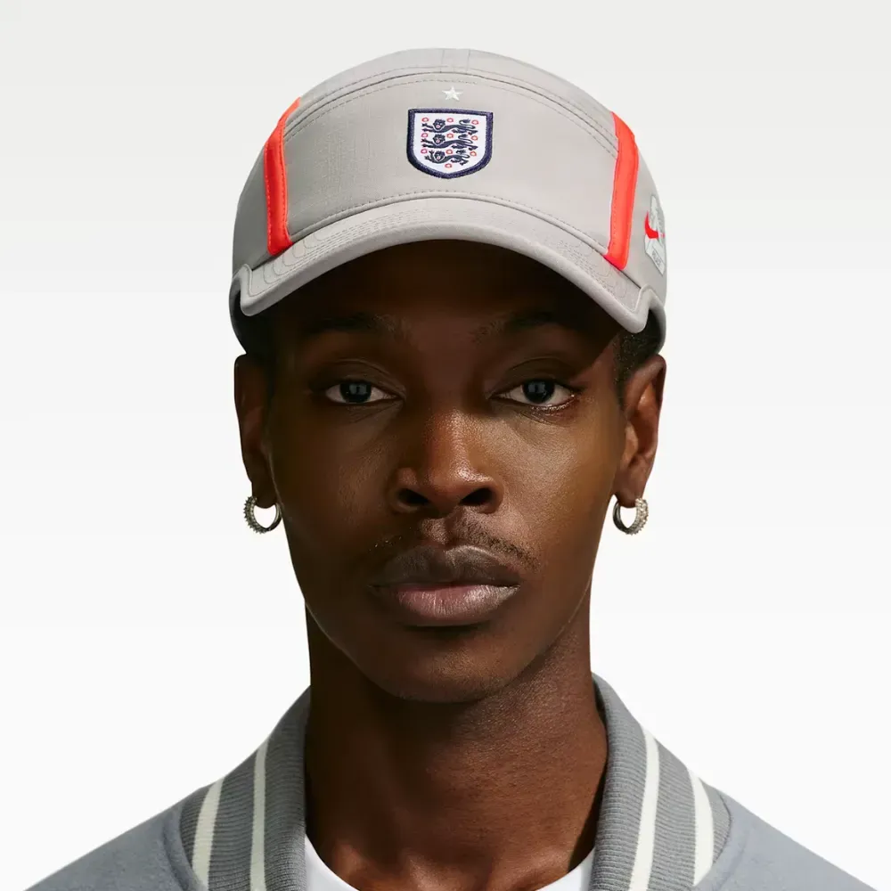 England x Palace x Nike Boné Unstructured Pewter Grey - Droper