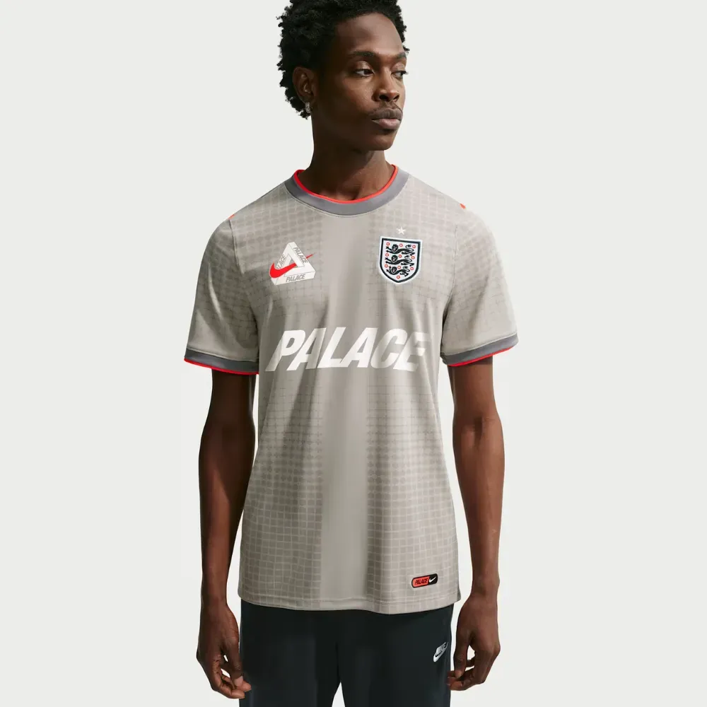 ウェア PALACE NIKE DRI-FIT ACADEMY FOOTBALL 2XL England x Palace x Nike Camiseta Dri-Fit Academy Pro Football