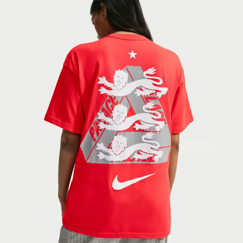 England x Palace x Nike Camiseta LT Crimson - Droper