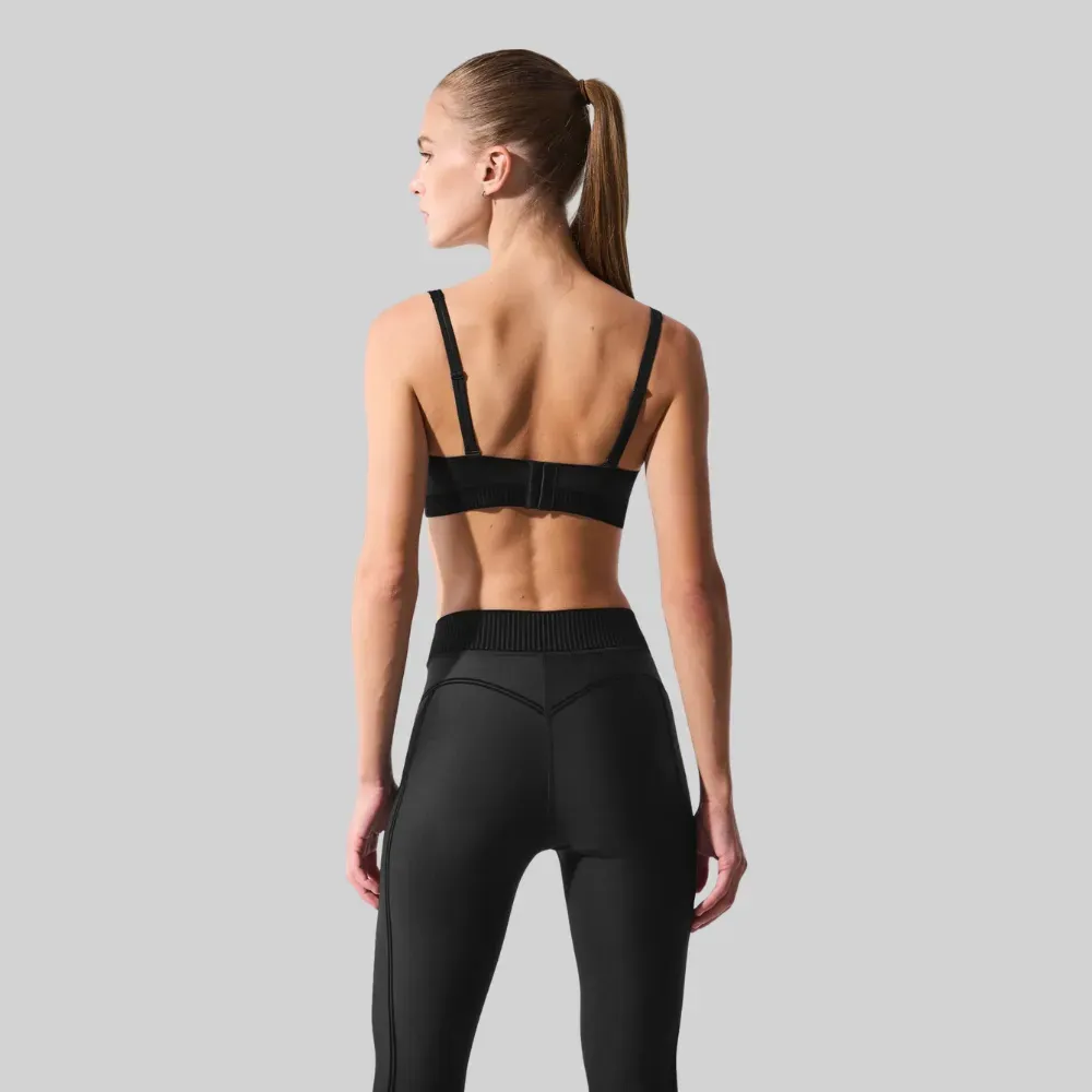 Top Alo Yoga Air Lift Line Up Black - Droper