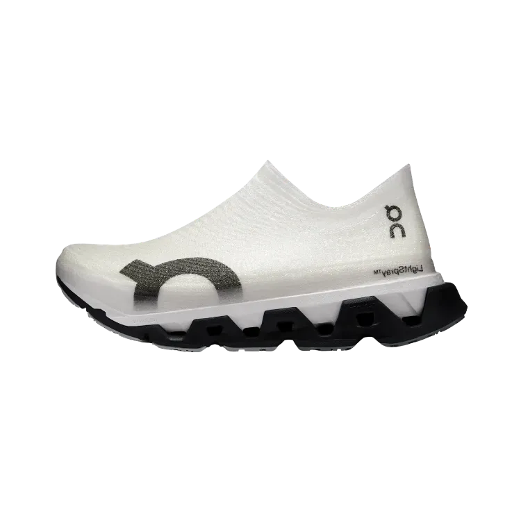 On Running LightSpray Cloudmonster 3 Hyper Black