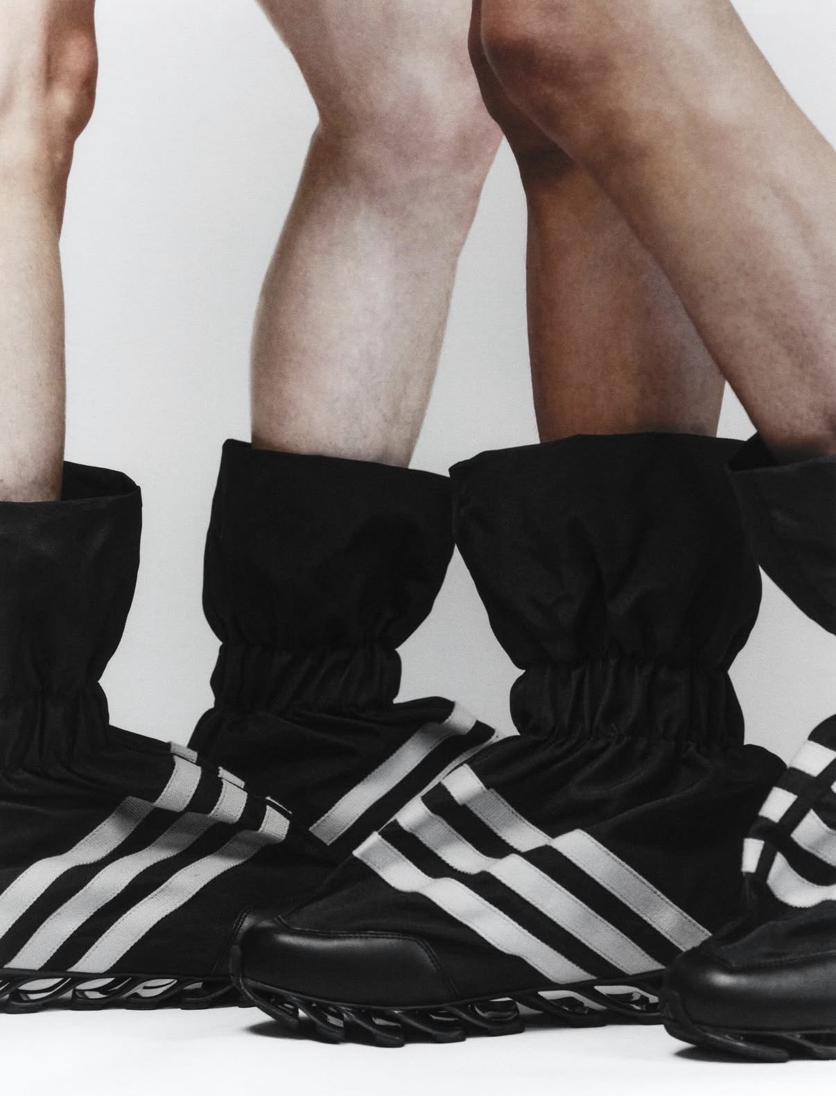 adidas e Rick Owens retomam parceria com coleção SS27 apresentada