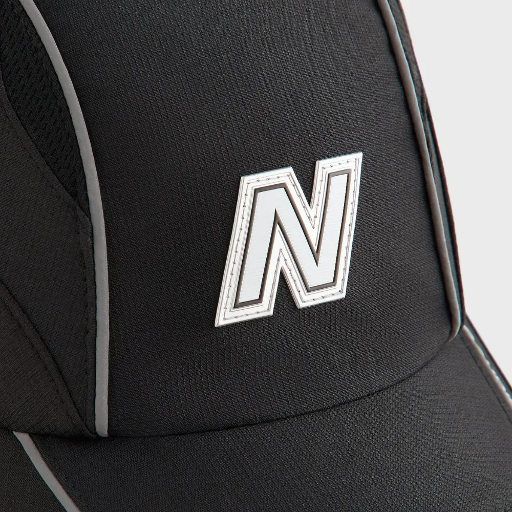 Kith x New Balance Mixed Tech Griffey Runner Cap Black foto 4