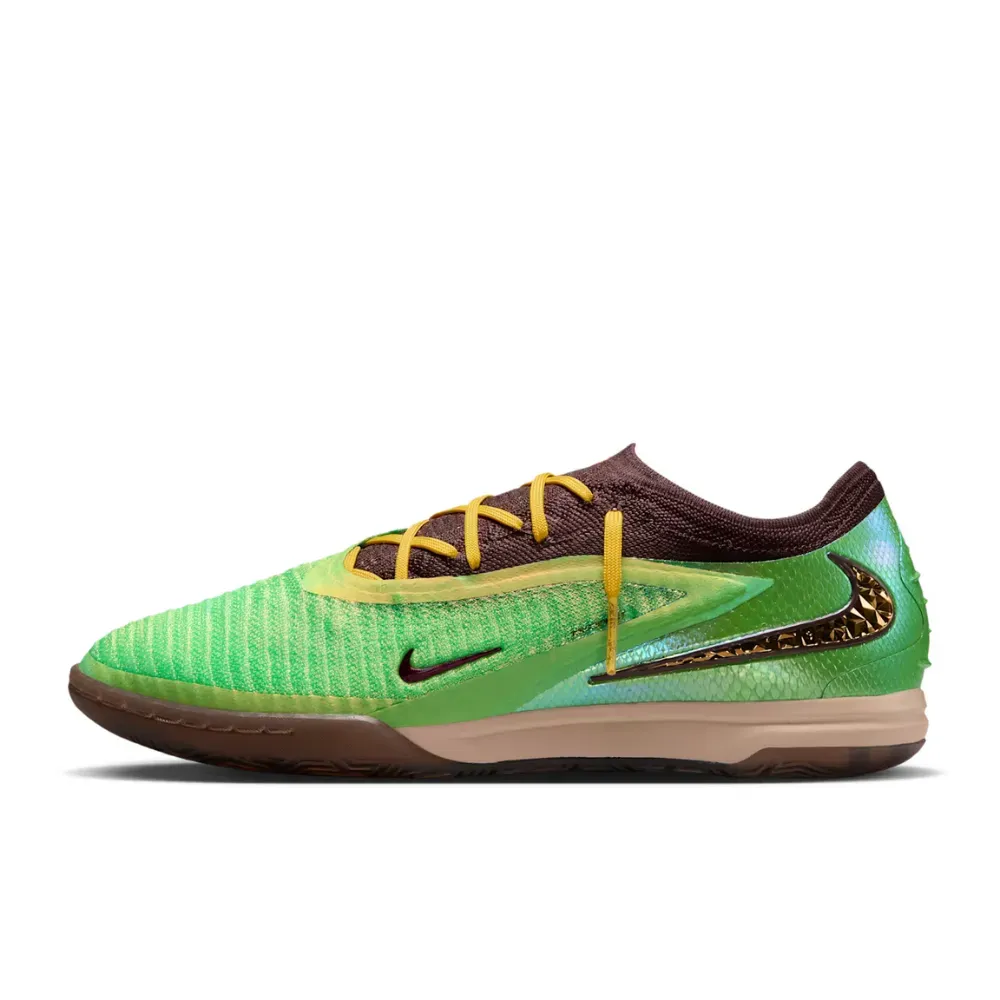 Cactus Jack x Nike Chuteira Phantom 6 Low Indoor Earth Metallic