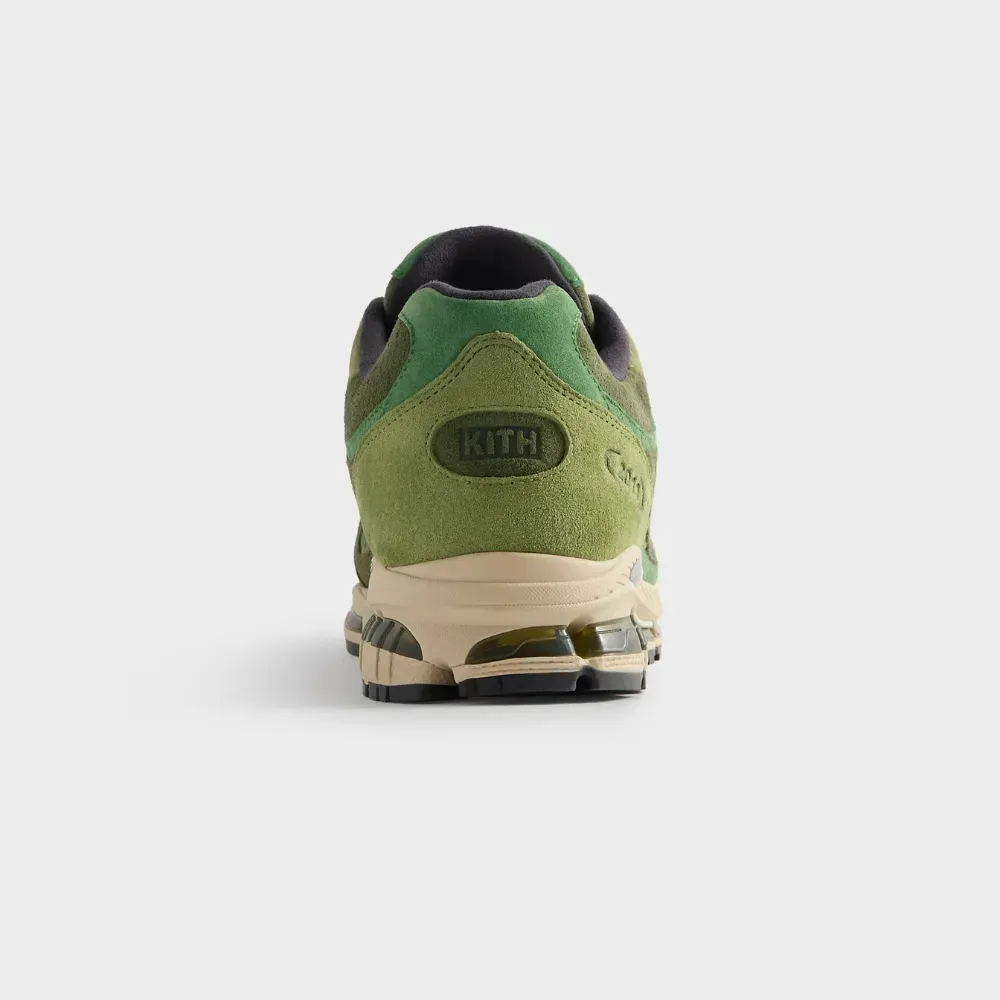 Kith x Ronnie Fieg x New Balance 2011 Juniper Bronze Green foto 3