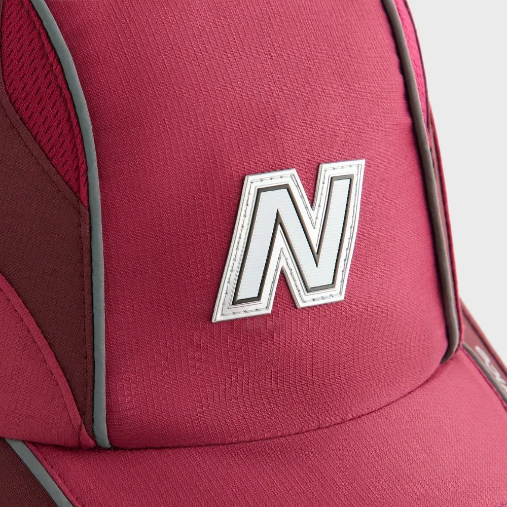 Kith x New Balance Mixed Tech Griffey Runner Cap Red foto 4