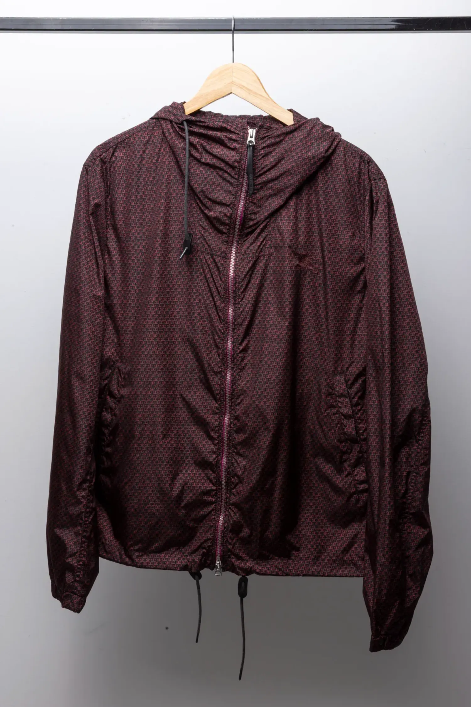 Jaqueta Burberry Geométric Vinho