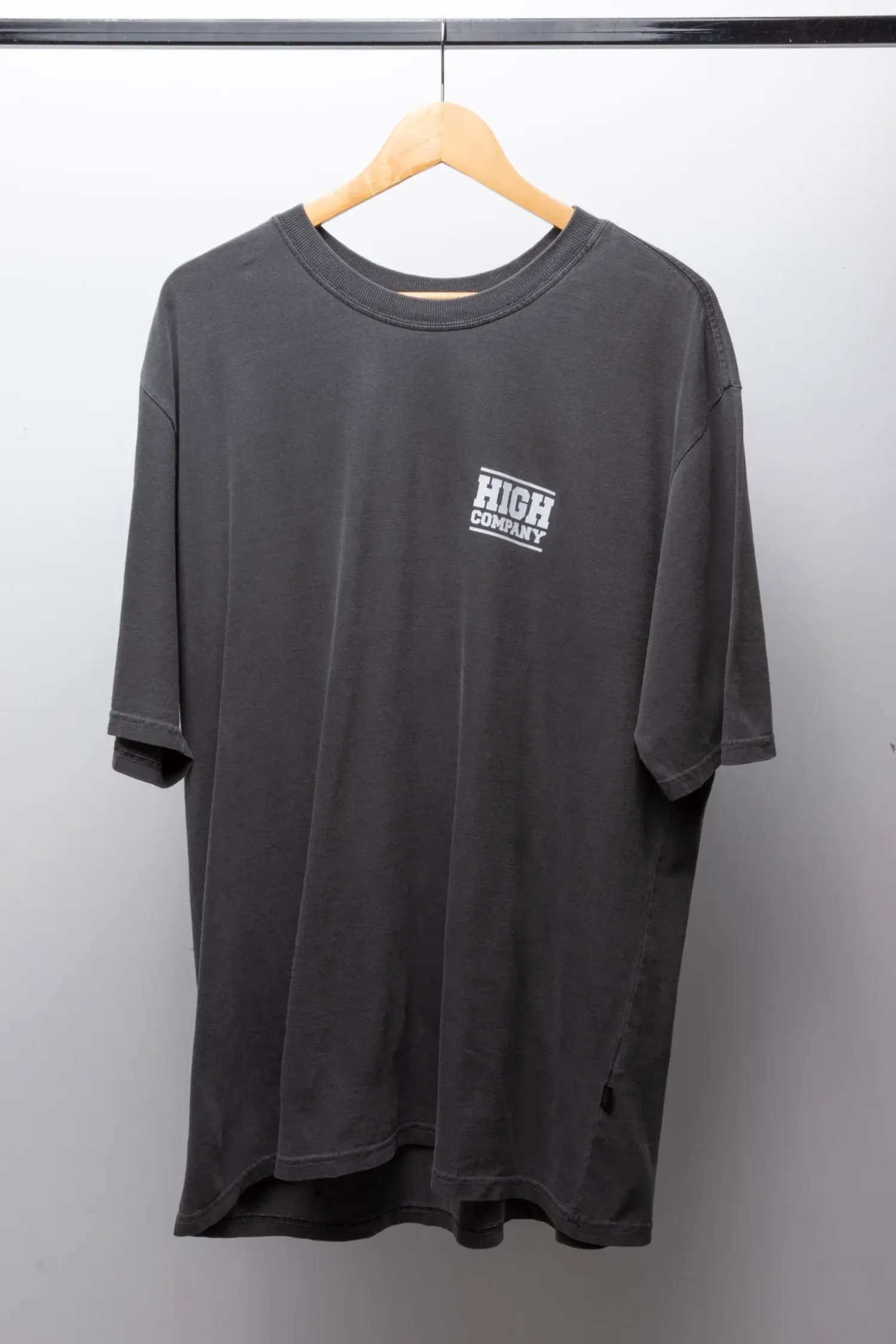 Disney x High Company Camiseta Mickey Script Black — P / M / G, Novo