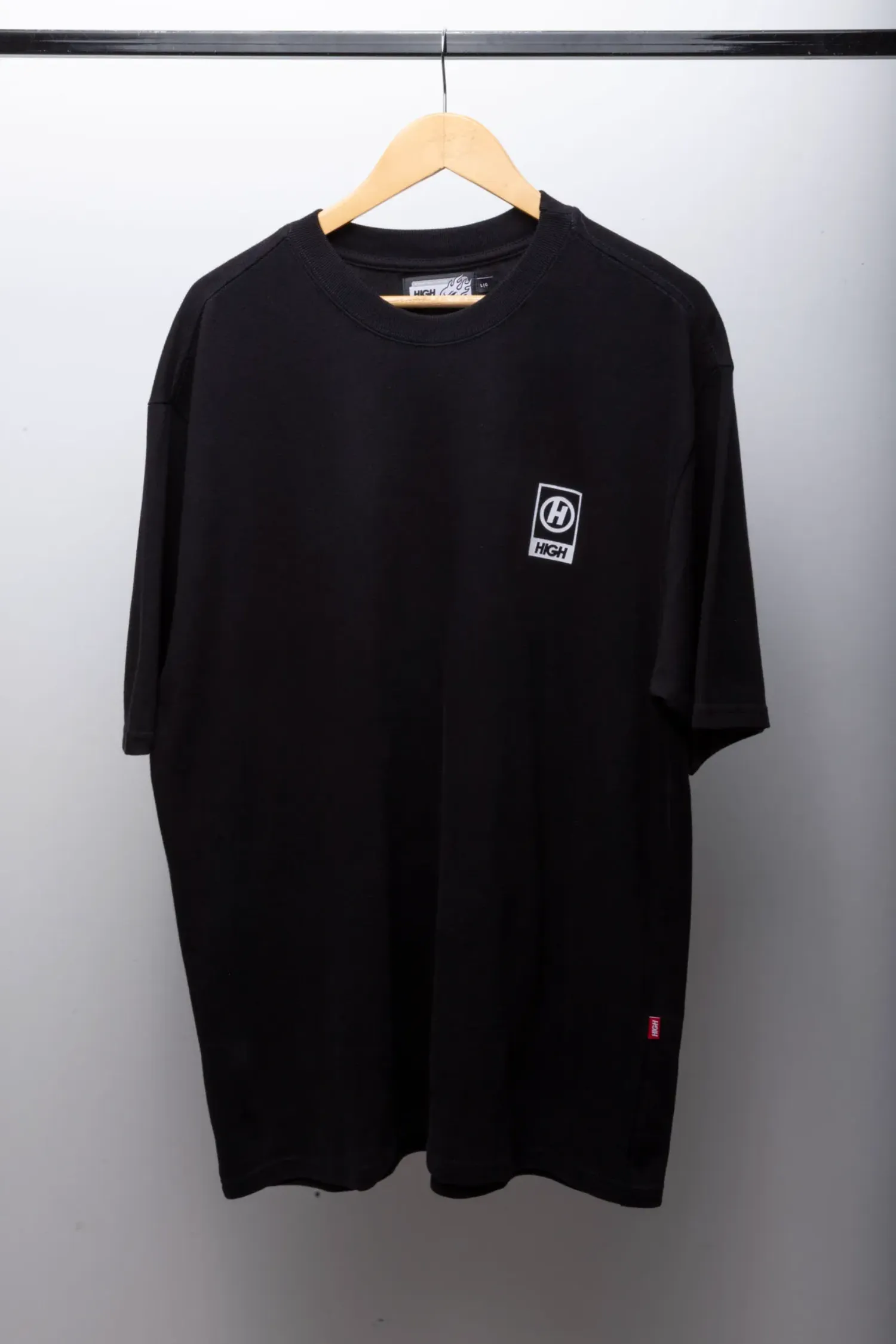 Camiseta High Company Metro Black — P / M / G / XG / XXG, Novo