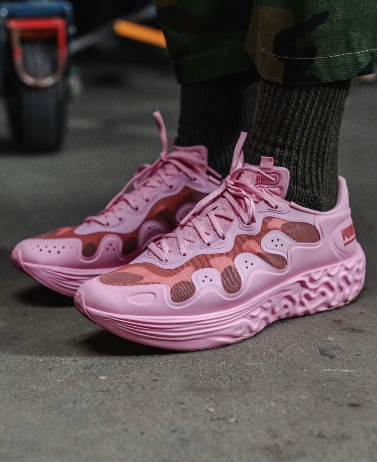ASICS e Vandy The Pink preparam lançamento temático 