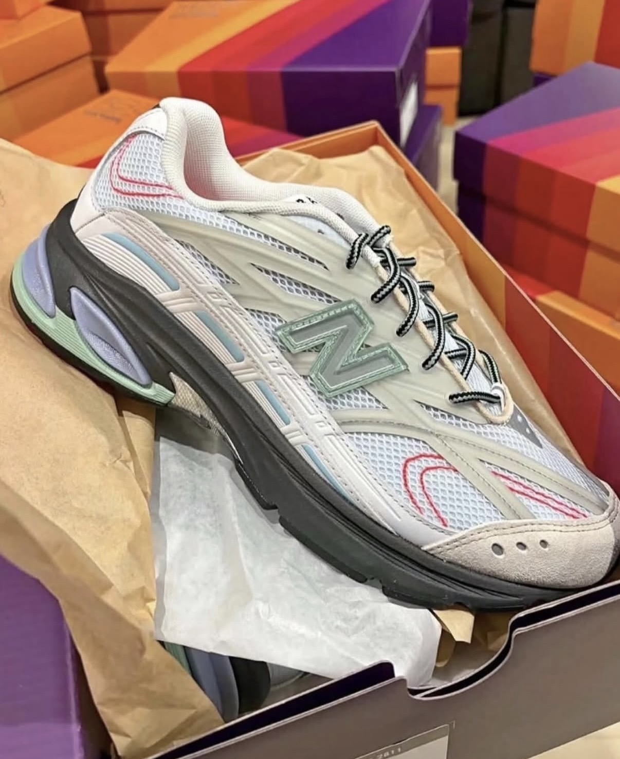 Action Bronson e New Balance revelam o inédito modelo 2811