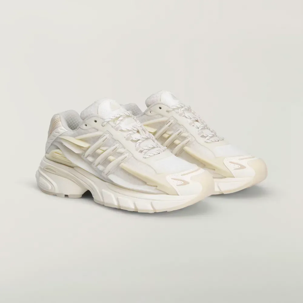 Pharrell Williams x adidas Adistar Jellyfish Chalk White - Droper