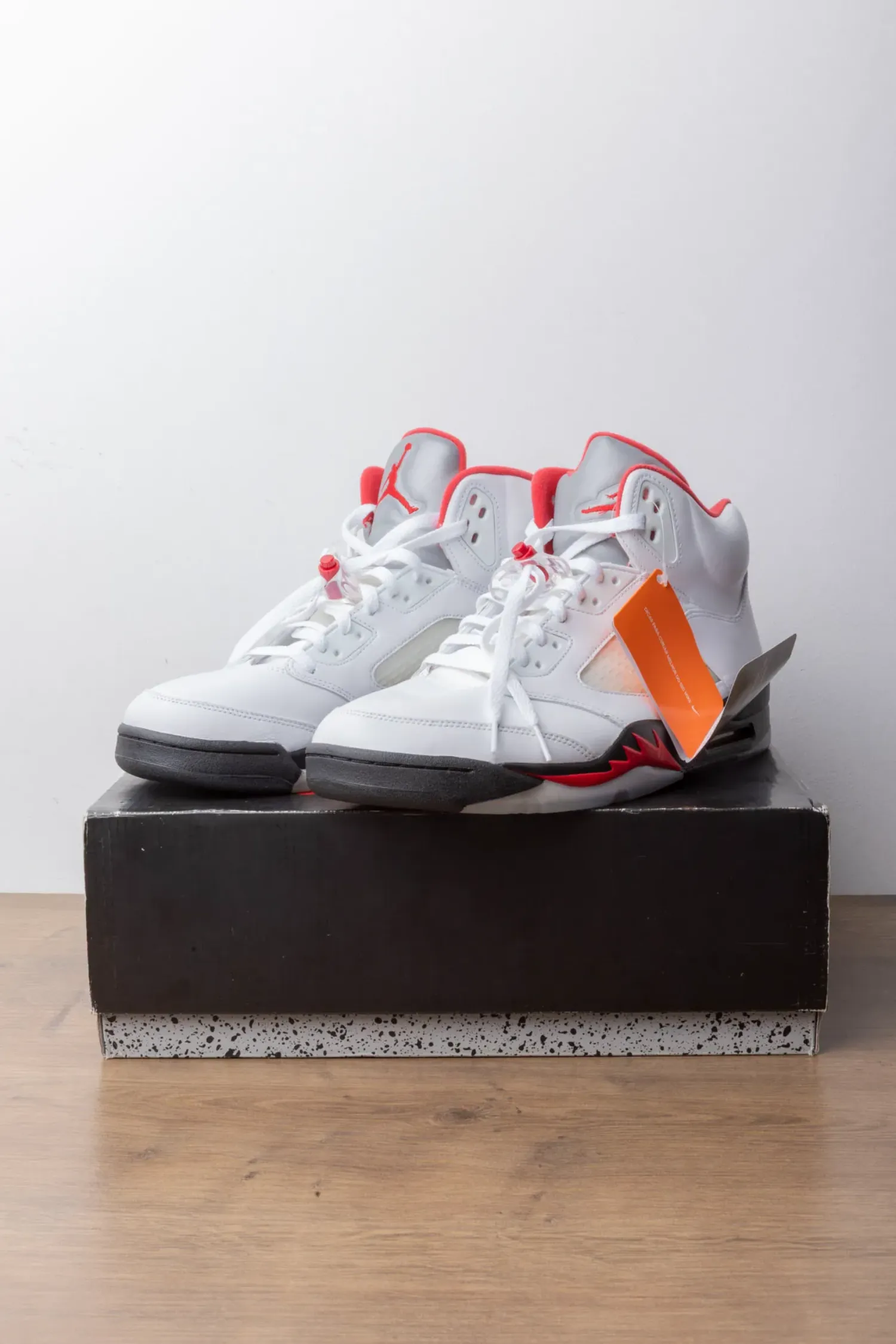 Air Jordan 5 Fire Red