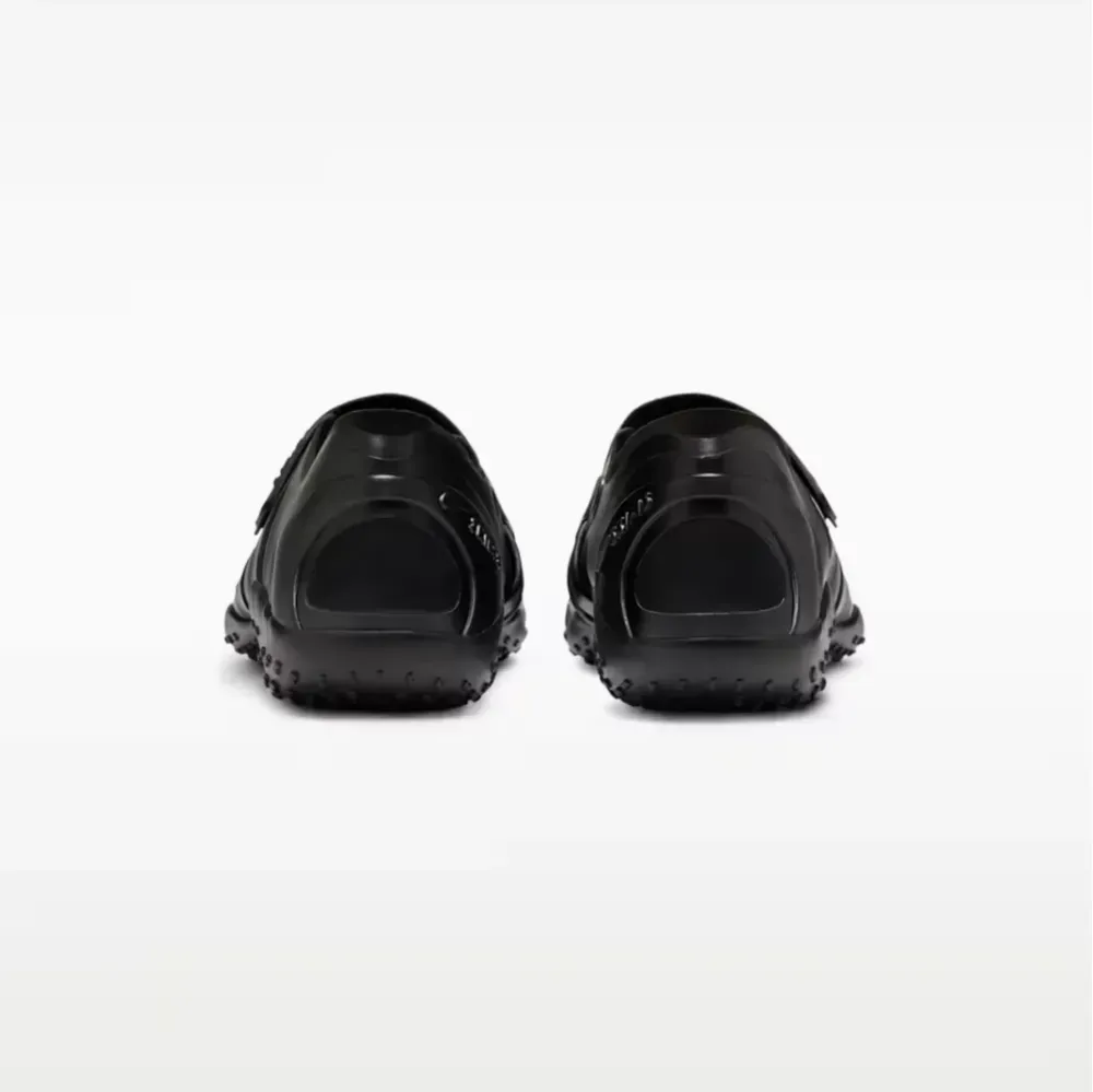 SKIMS x Nike Rift Satin Black foto 4