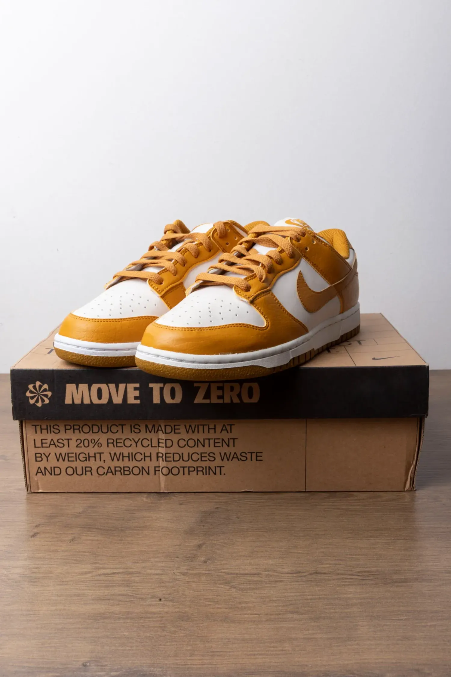 Nike Dunk Low Next Nature Light Curry — 35, Novo