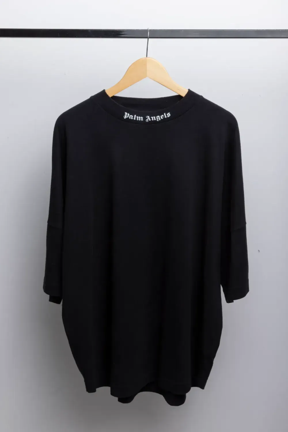 Camiseta Palm Angels Classic Logo Over Black White