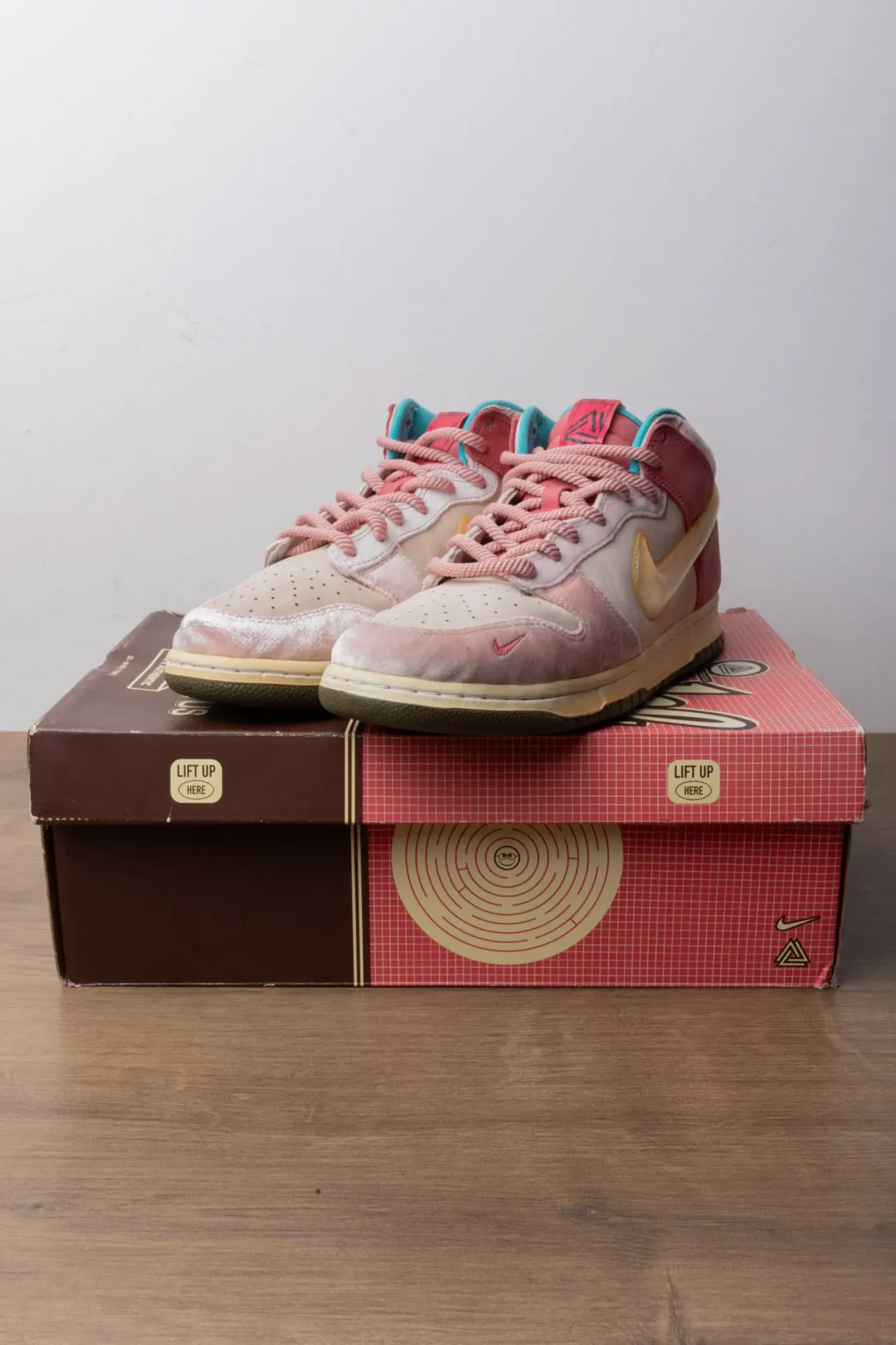 Social Status x Nike Dunk Mid Free Lunch Strawberry Milk