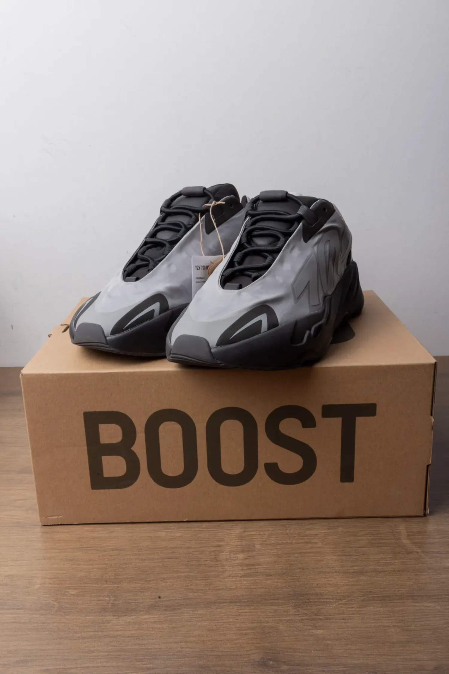 Yeezy Boost 700 MNVN Metallic