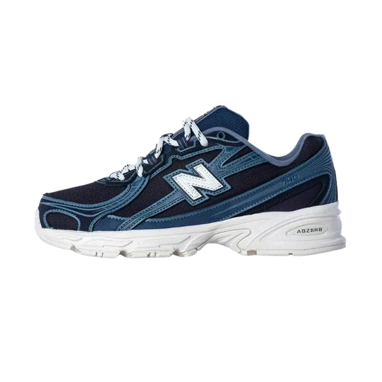 New Balance 740 Dark Night Sea Salt