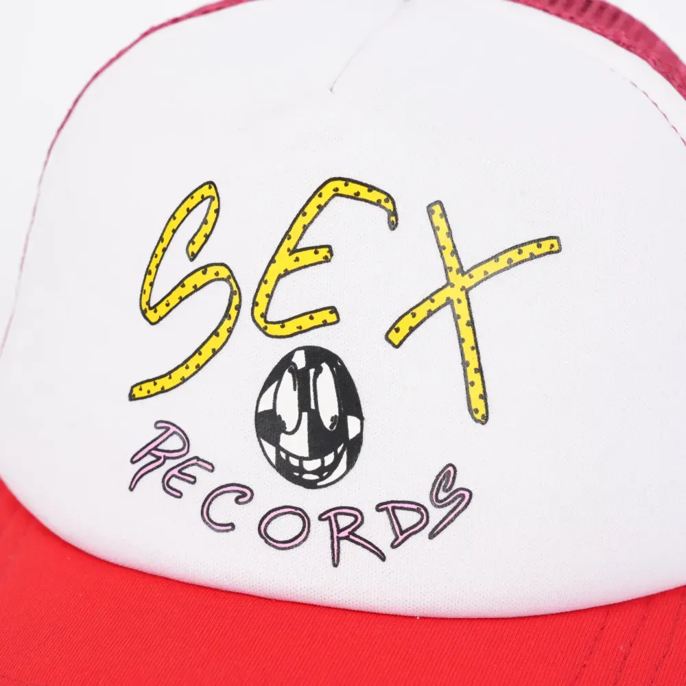 Matty Boy x Chrome Hearts Boné Sex Records Logo Trucker Red White