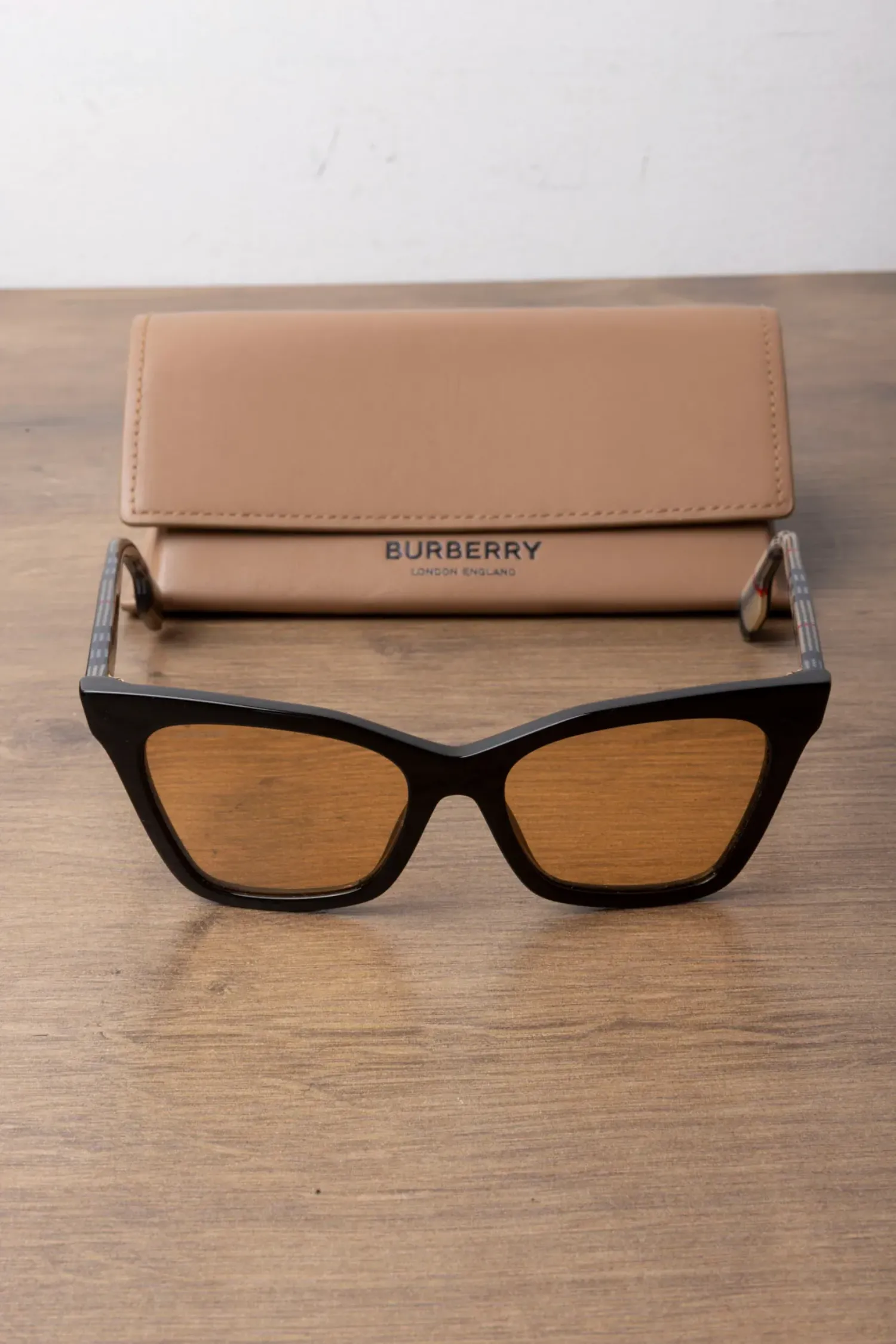 Óculos burberry