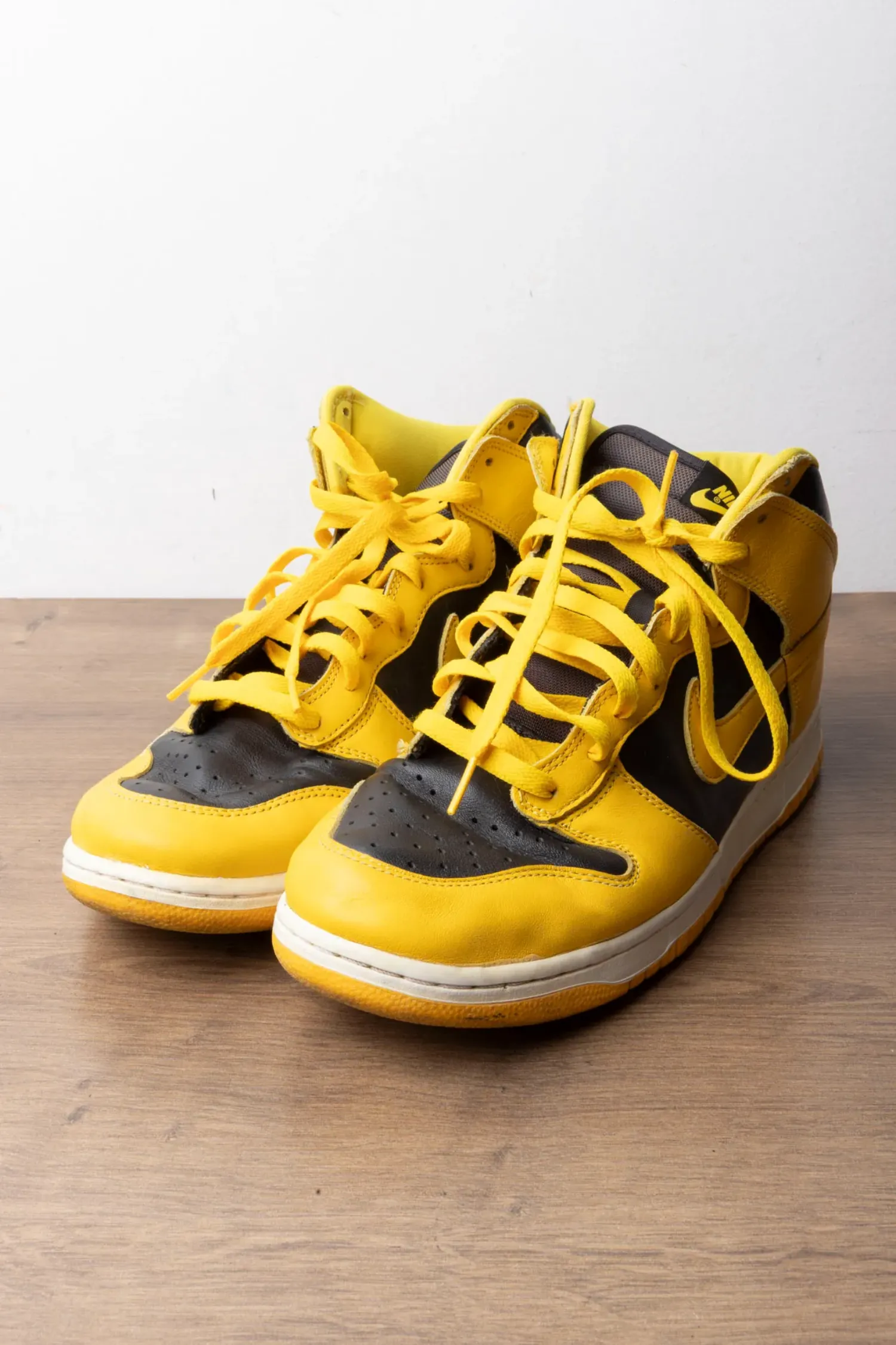 Nike Dunk High Varsity Maize