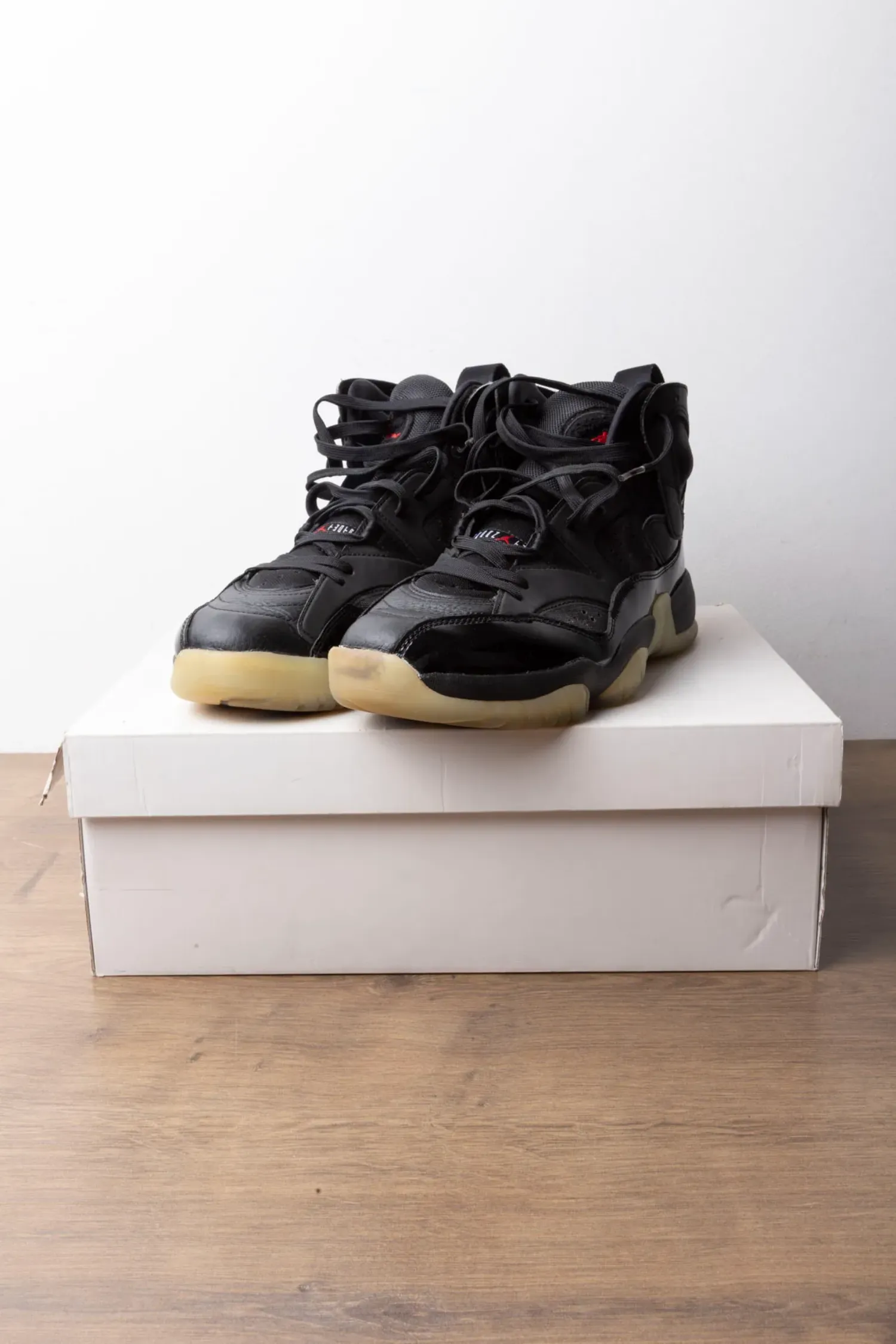 Jordan Jumpman Two Trey Black University Red
