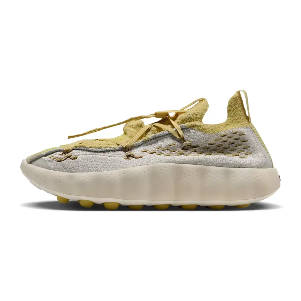 Nike Mind 002 Light Bone Saturn Gold foto 1