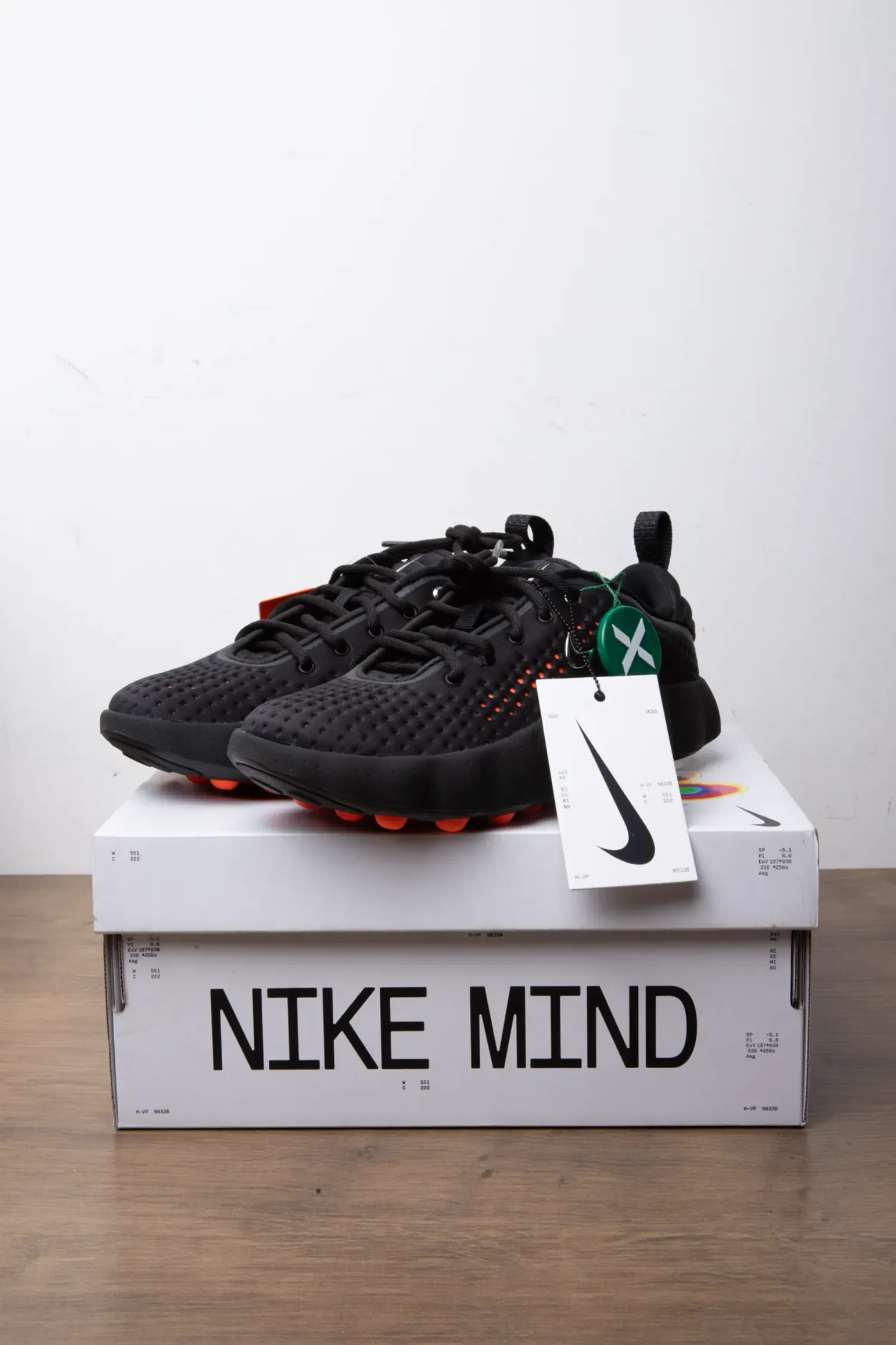 Nike Mind 002 Black Chrome Feminino — 37.5, Novo