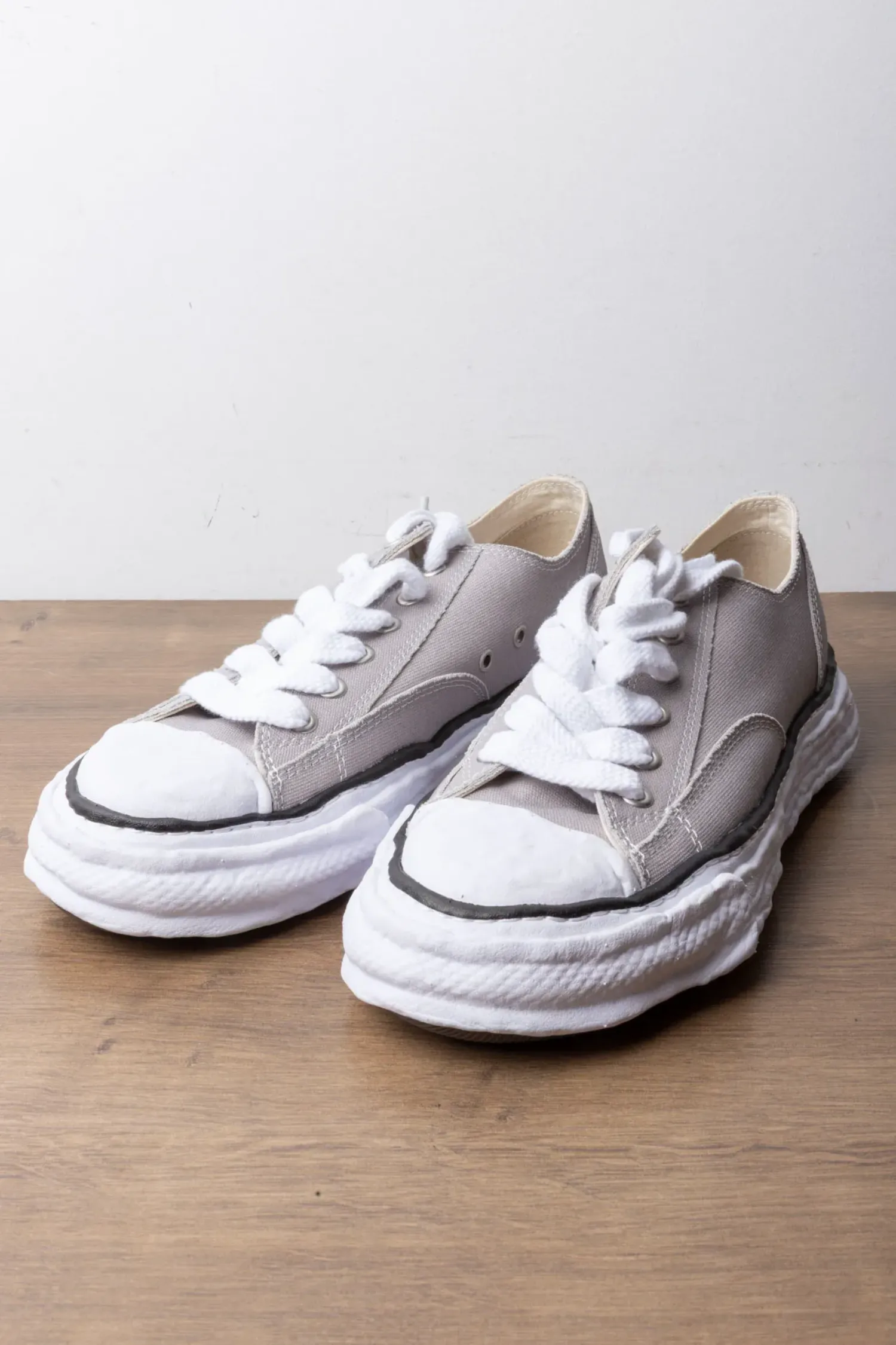 Maison Mihara Yasuhiro Hank OG Sole Canvas Low Gray