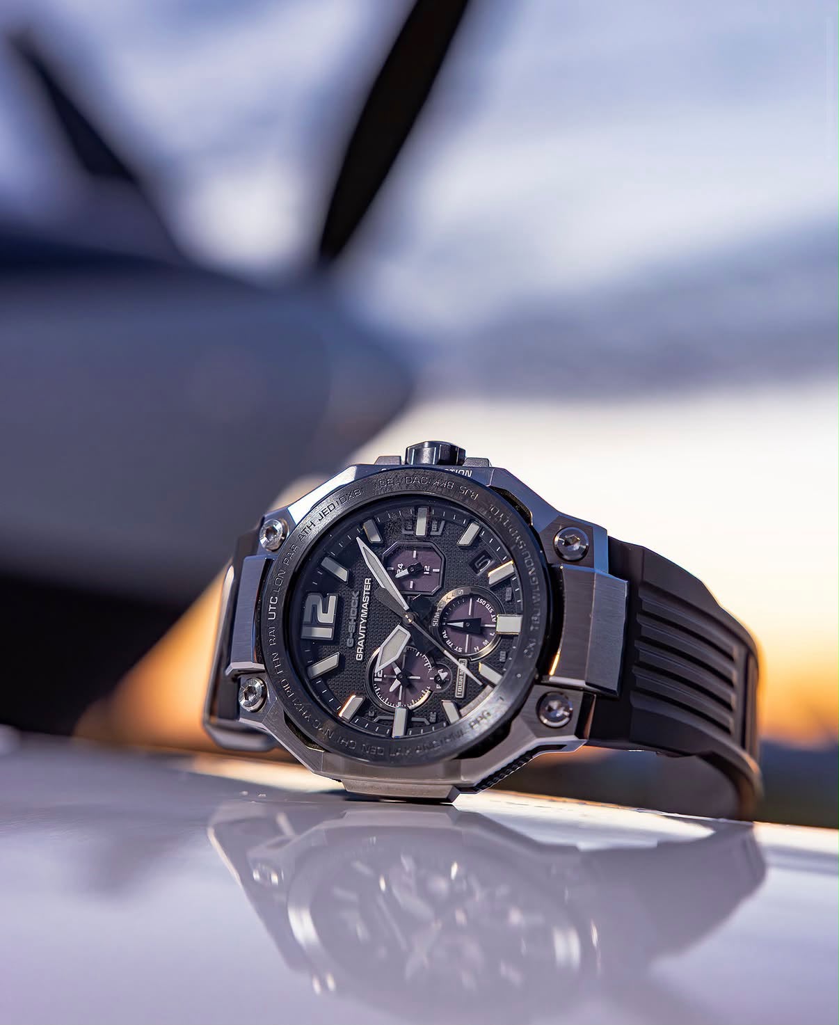 G-SHOCK revela novo GRAVITYMASTER GWR-B3000 com estrutura oca dupla inspirado em jatos supersônicos