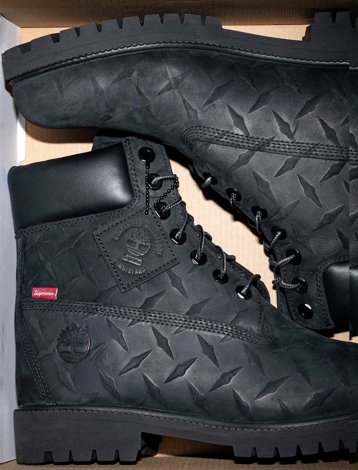 靴 Supreme Timberland 6-Inch Premium Boot Supreme x Timberland anunciam 6