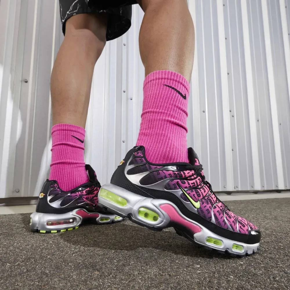 Nike Air Max Plus Mercurial 25 Black Hyper Pink foto 5