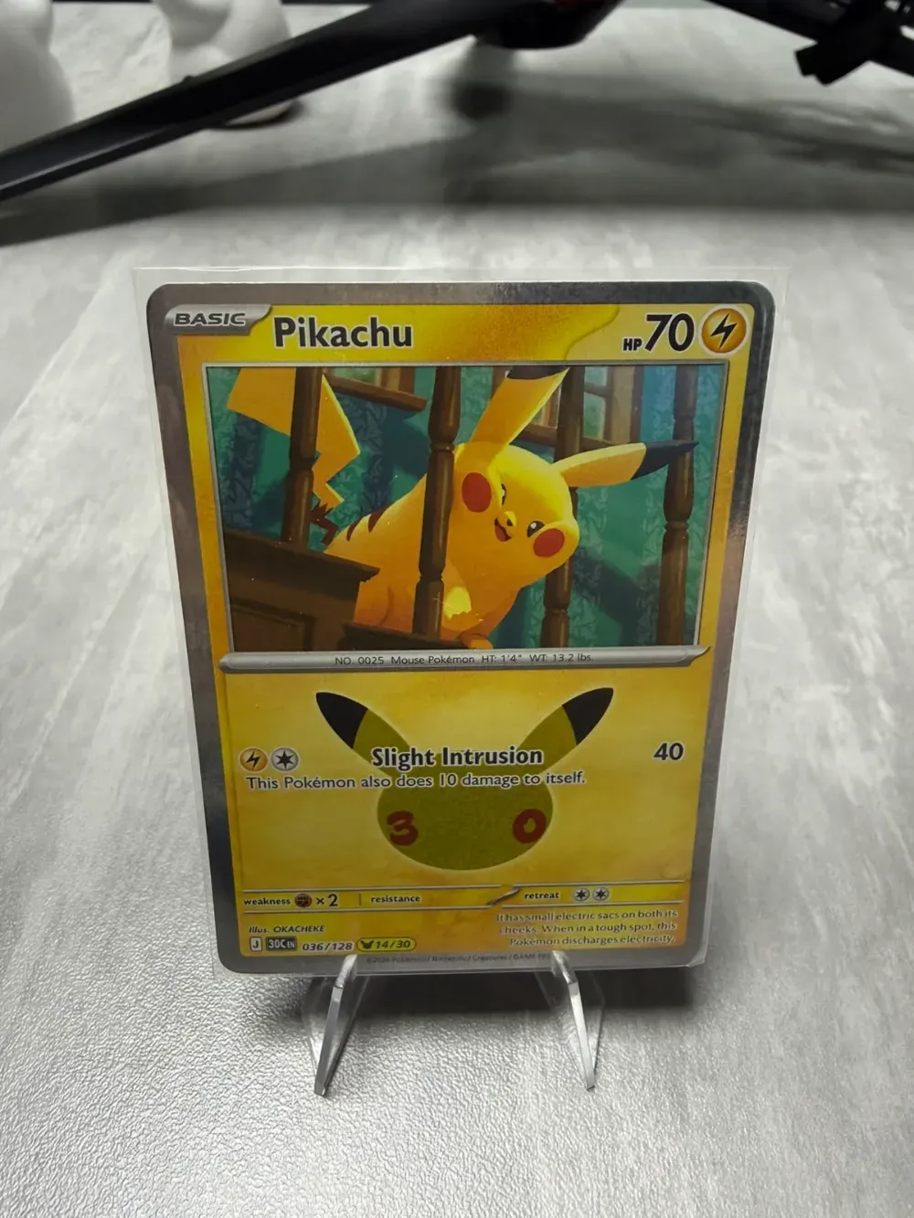 Pikachu (36/128) Celebração de 30 Anos Pokémon TCG
