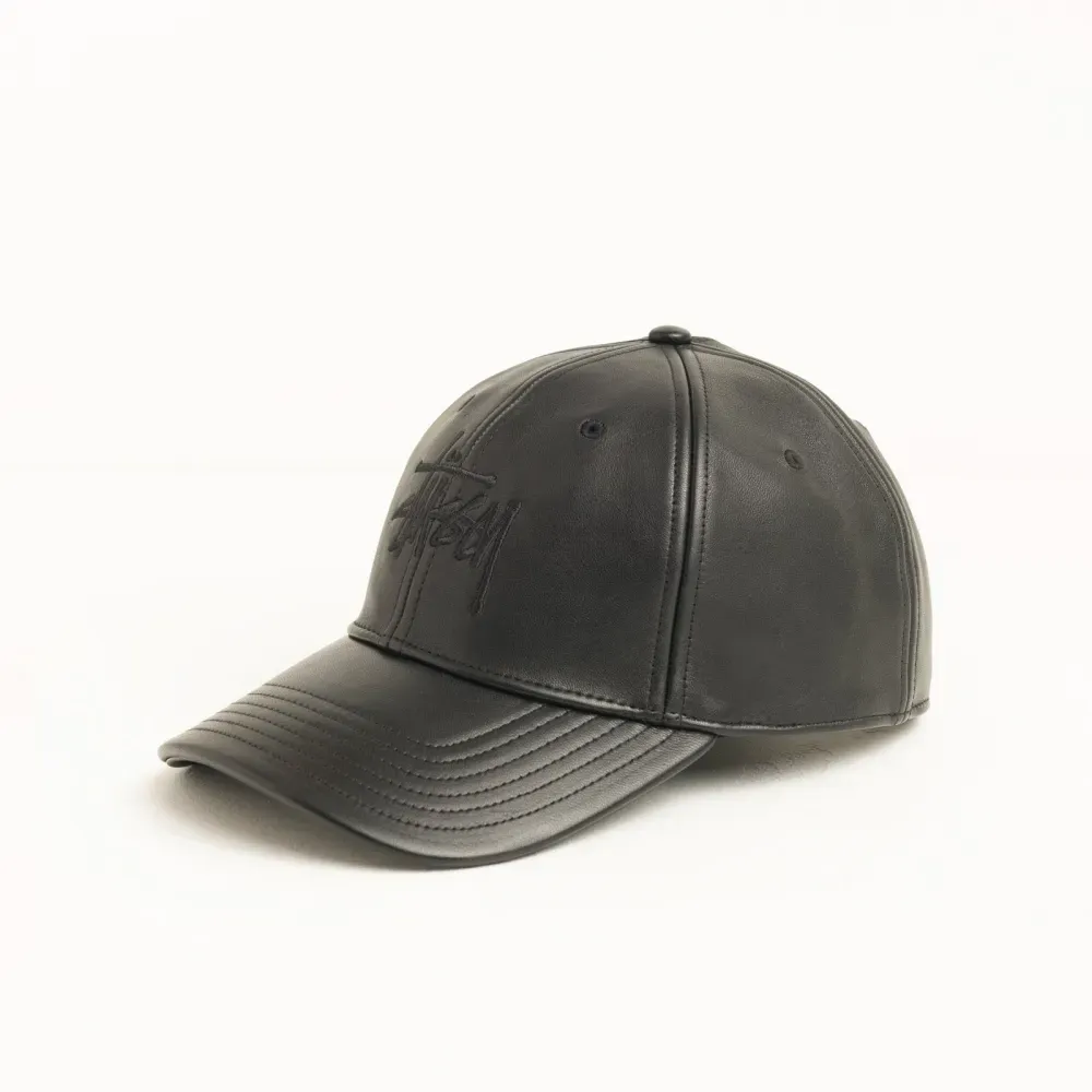 Boné Stüssy Leather Basic Black foto 1