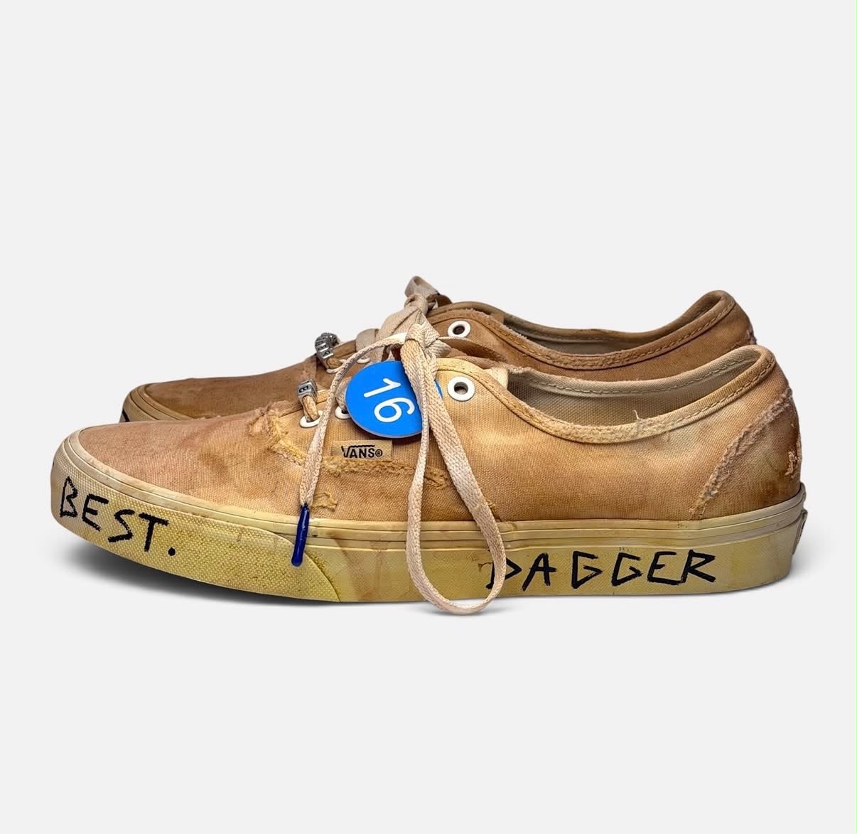 Vans e DAGGER lançam tênis super exclusivo com visual 