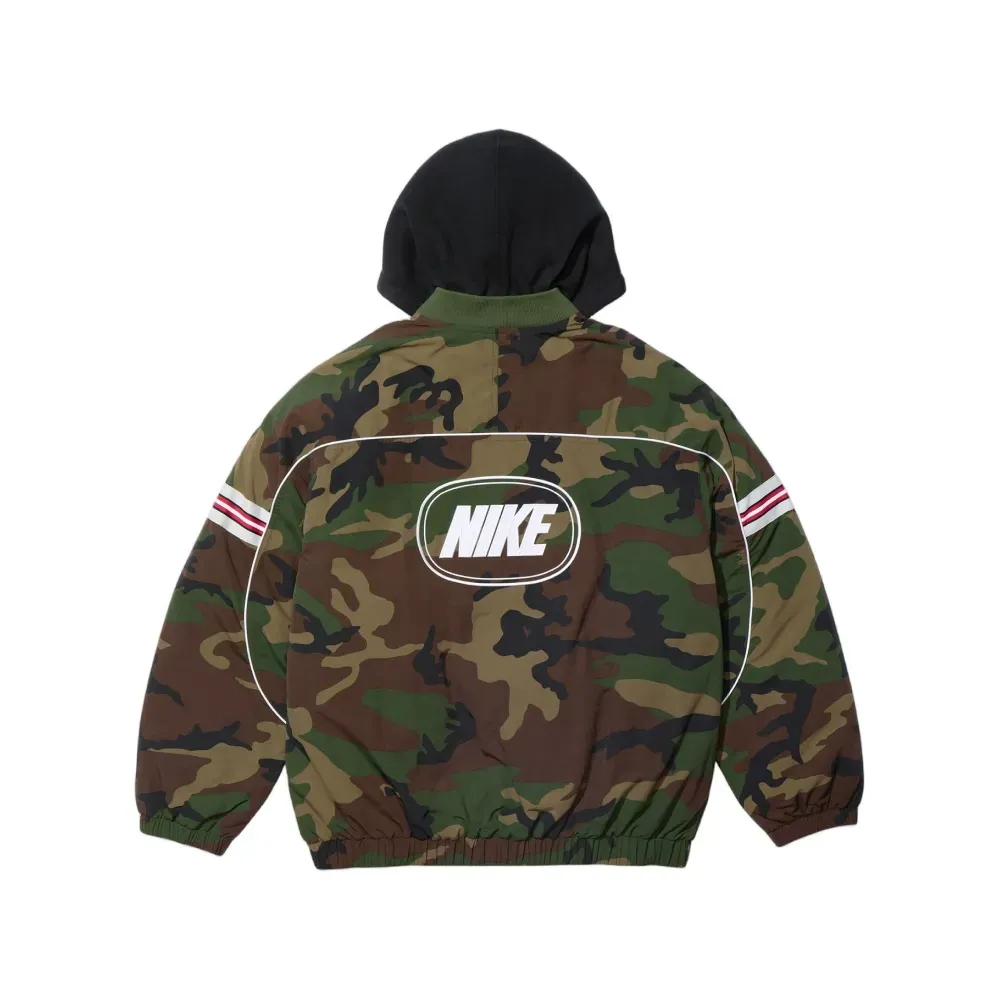 Imagem Nike x Supreme Jaqueta Nylon Hooded Woodland Camo FW26-W6