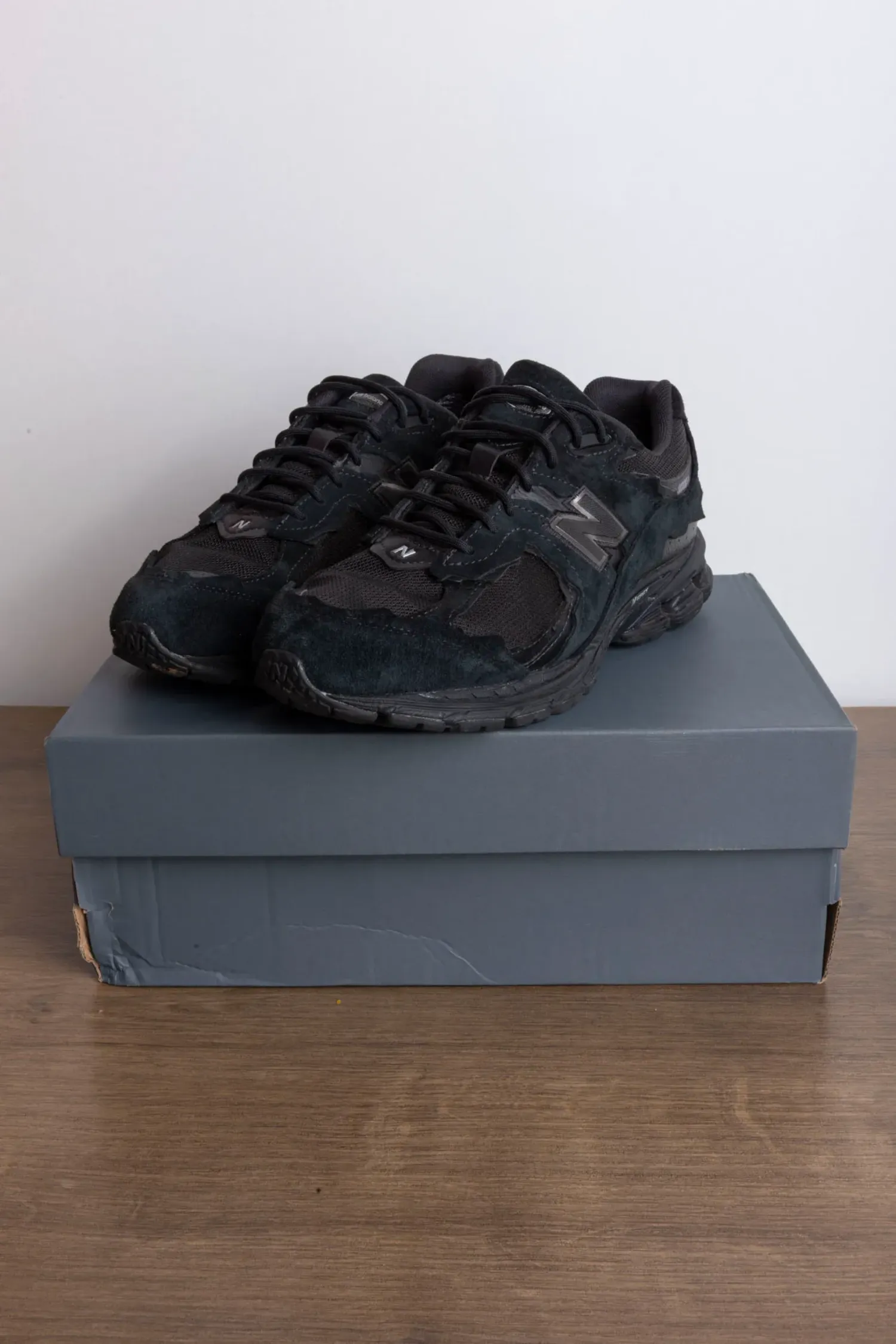 New Balance 2002R Protection Pack Black