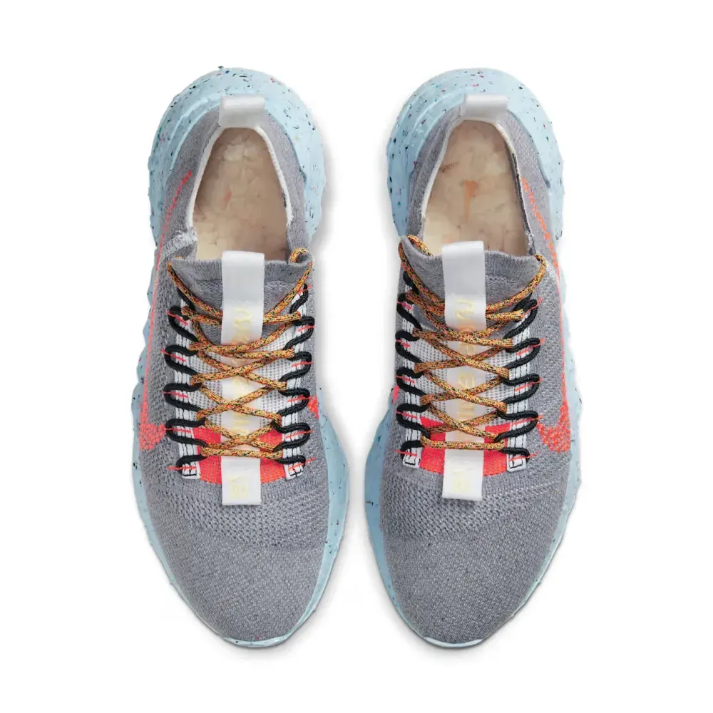 Nike Space Hippie 01 Vast Grey Hyper Crimson White Ice Blue Feminino foto 2